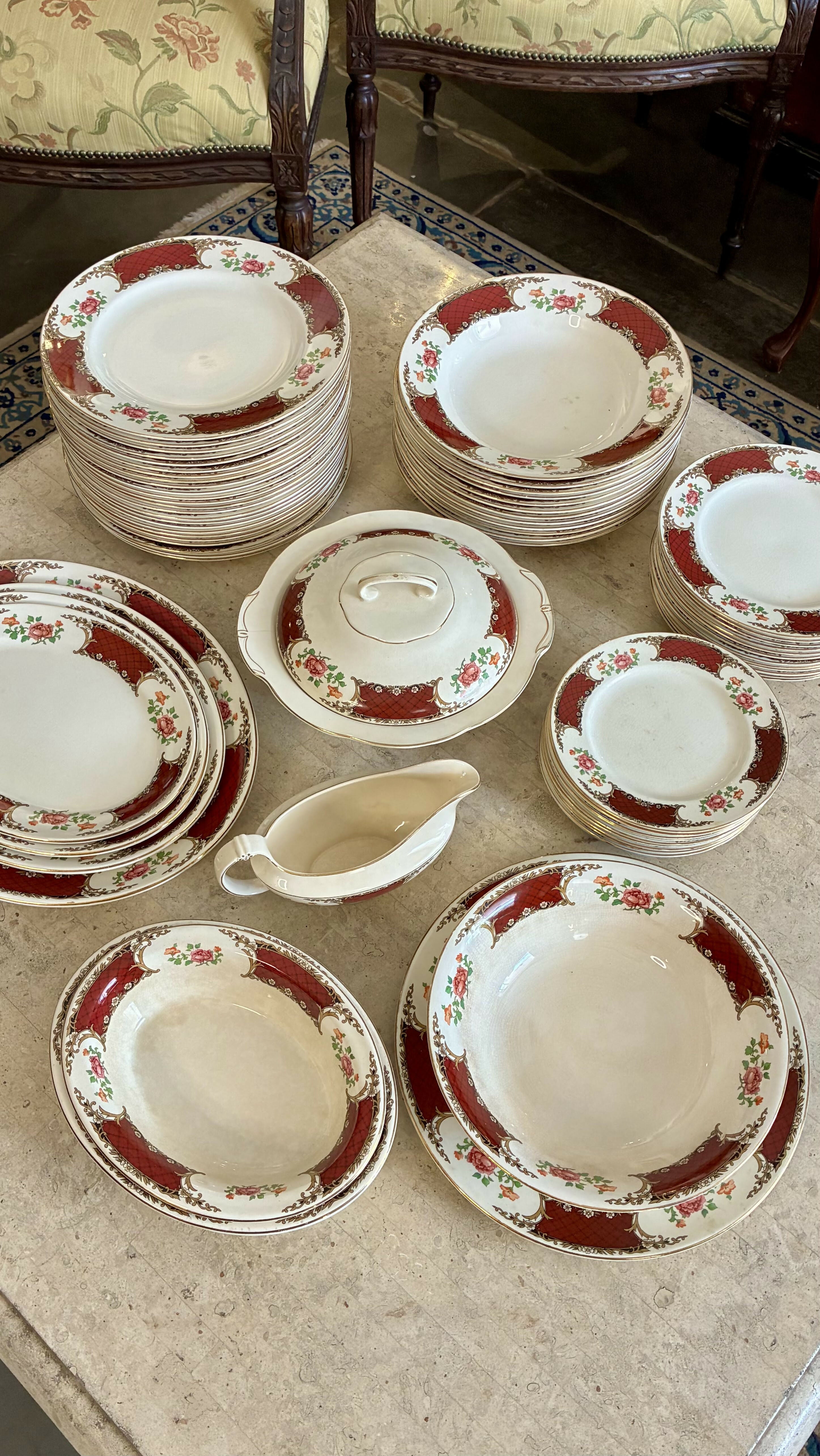 Aparelho de Jantar em Porcelana Inglesa