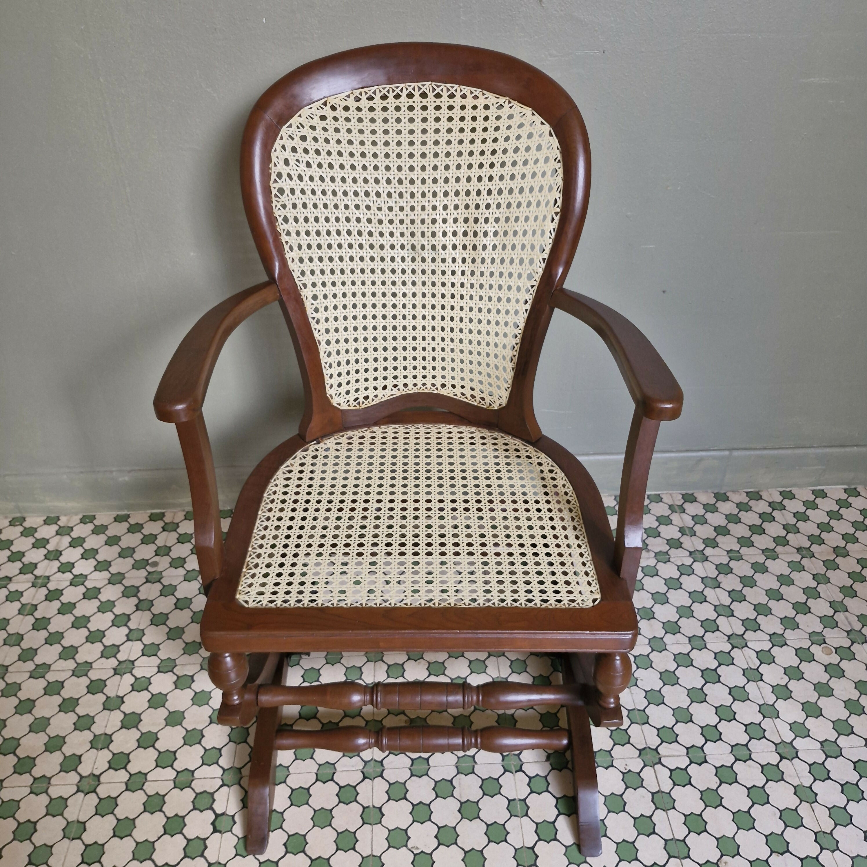 Cadeira de Balanço Colonial com palhinha