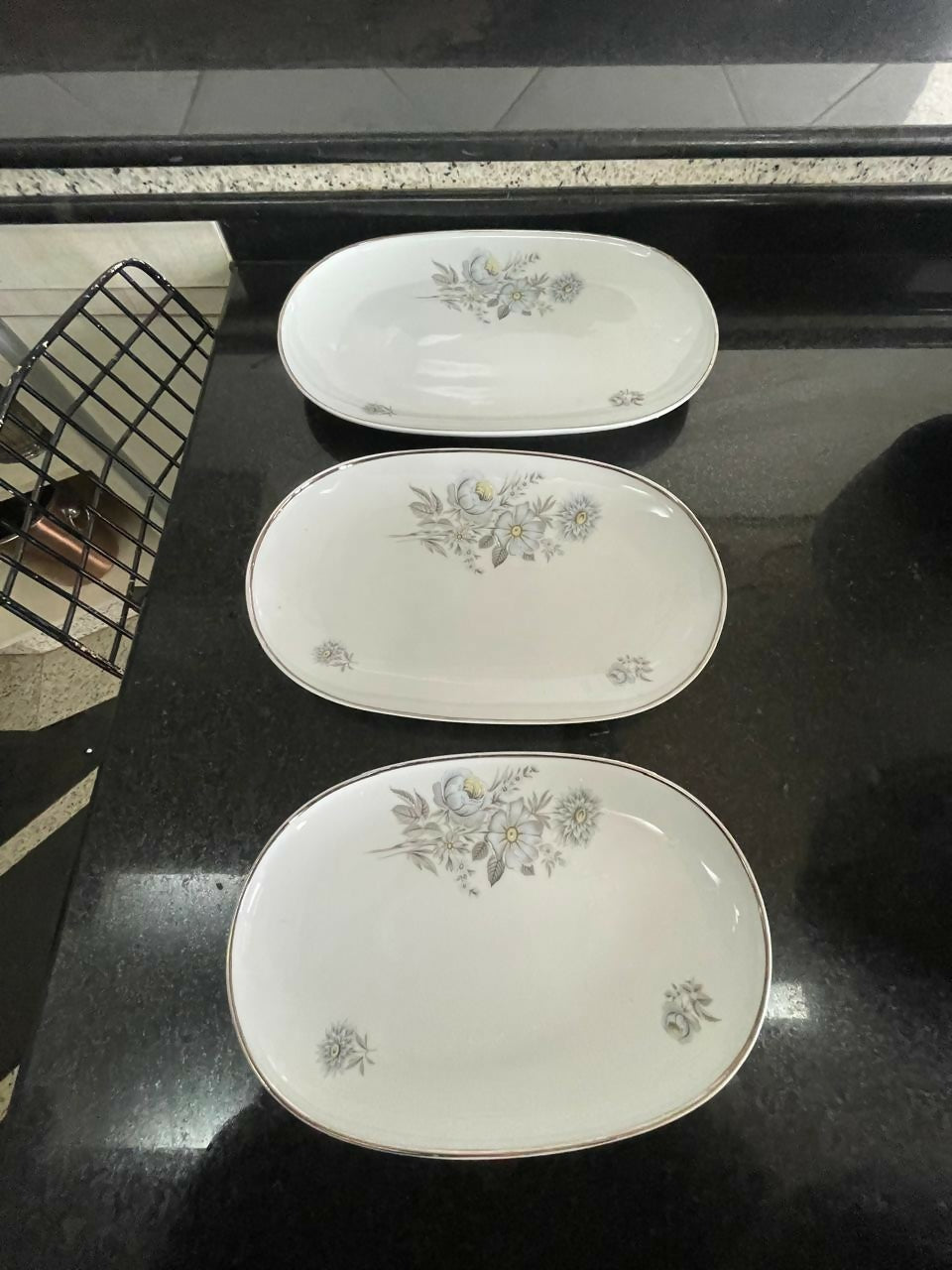 Lindissimo Aparelho de Jantar Real Porcelanas