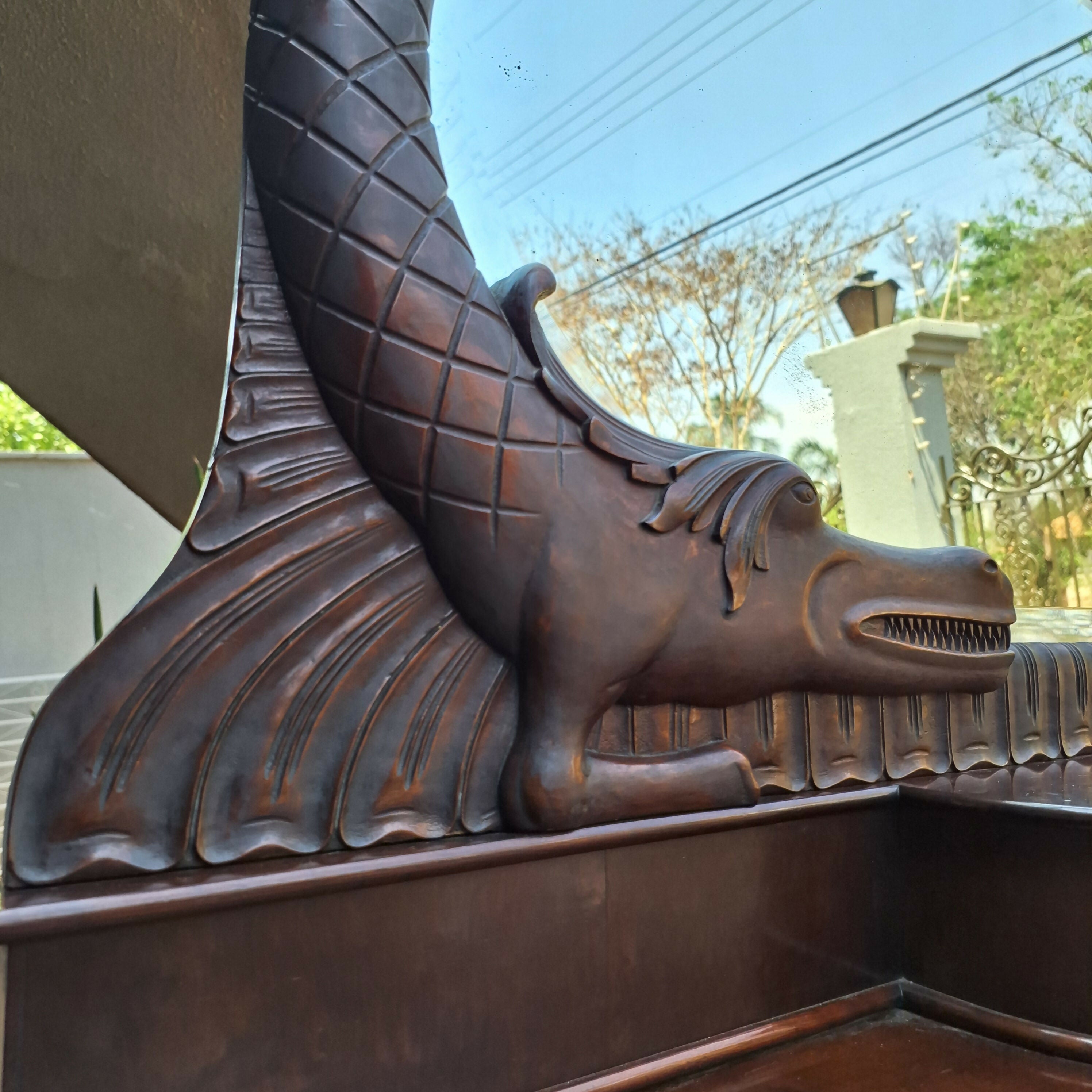 Buffet Centenário com espelho e marchetaria