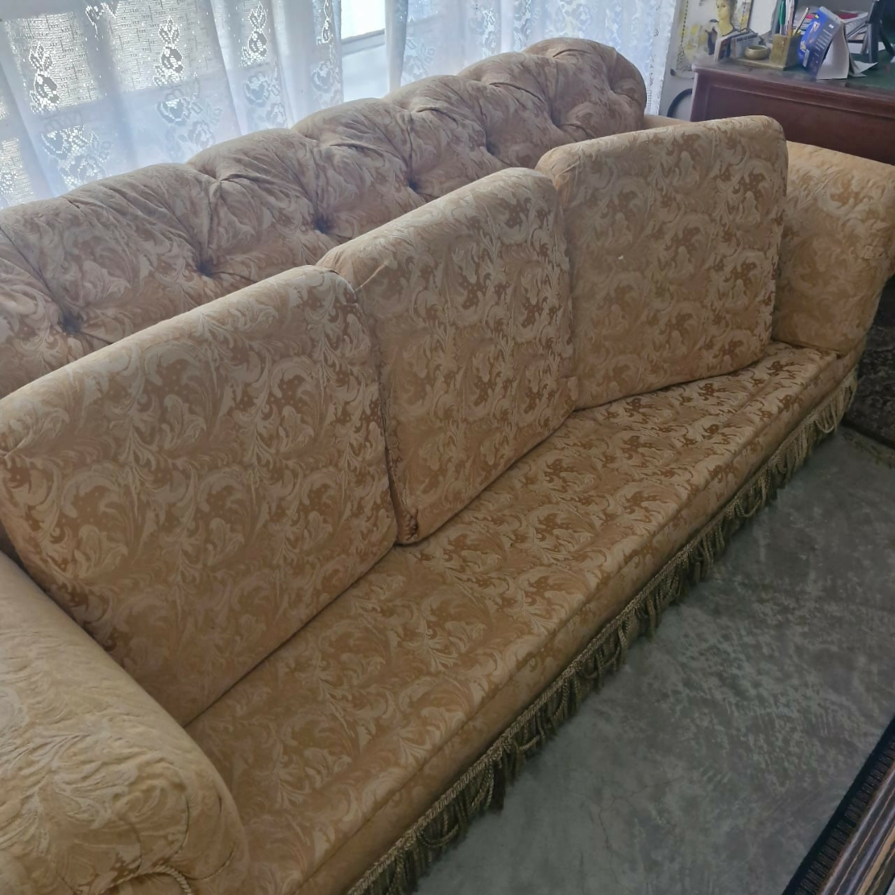 1000663700