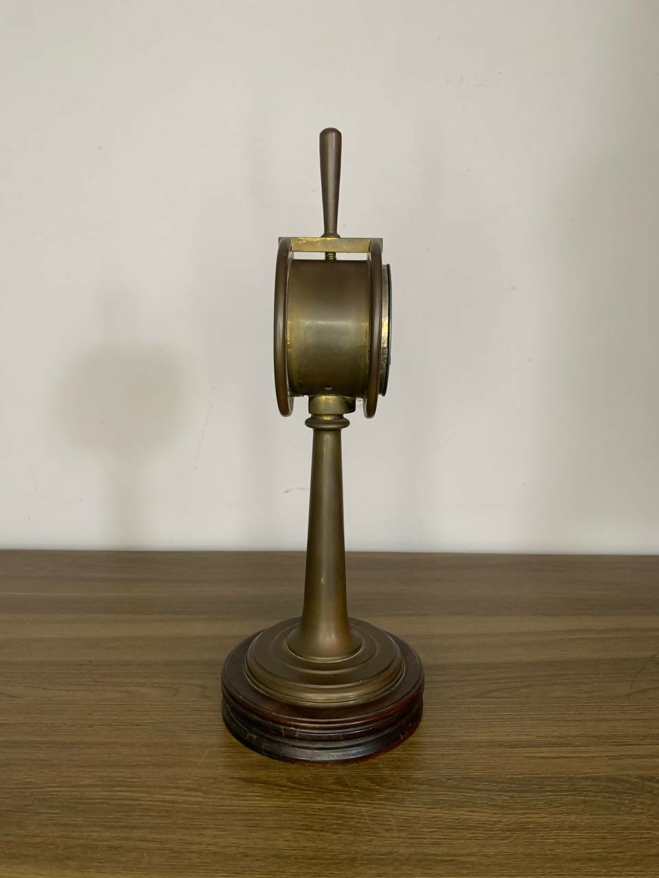 Relógio de mesa estilo Naval