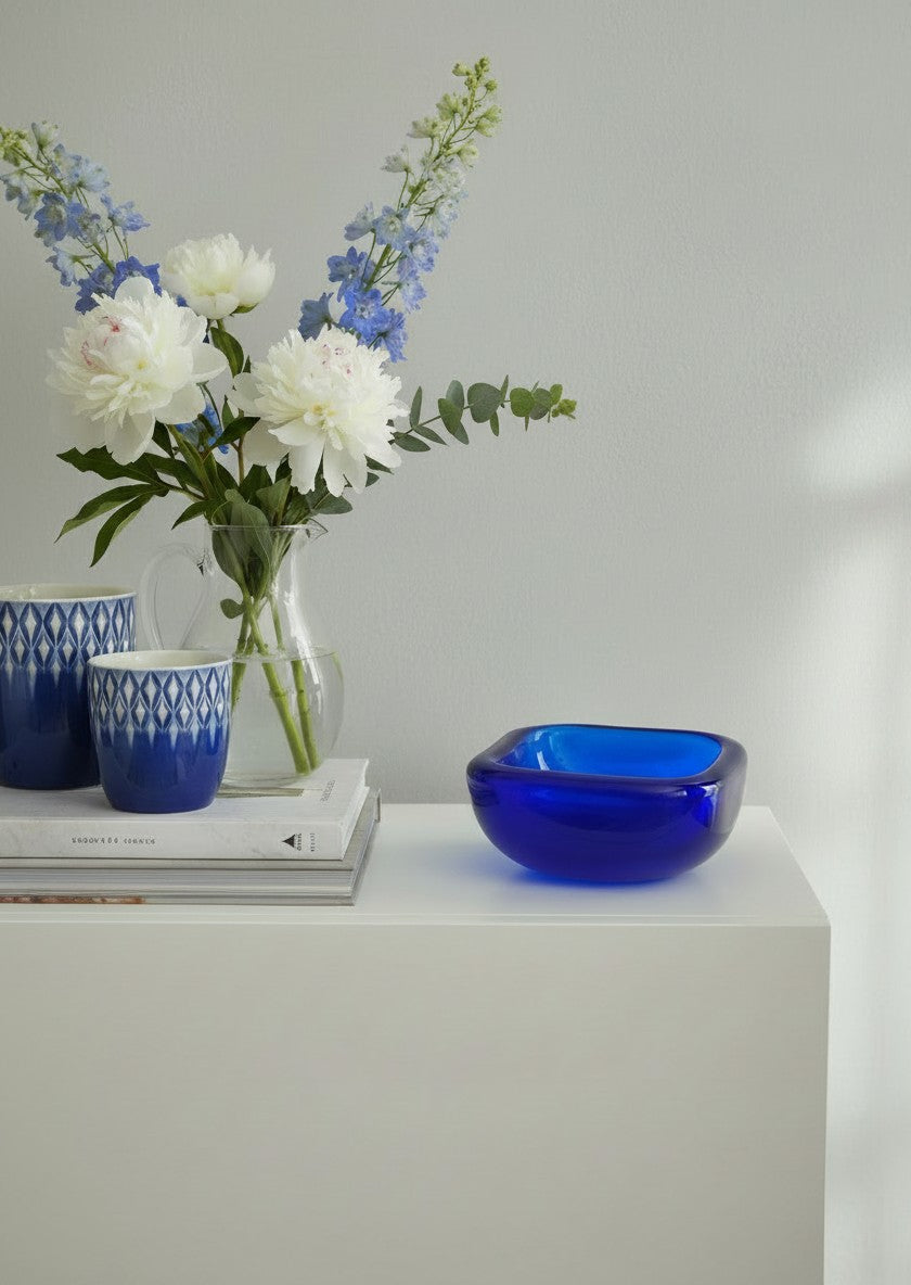 Cinzeiro / Vide-Poche Vintage quadrado em Vidro Artístico Estilo Murano Azul Cobalto Anos 50/60