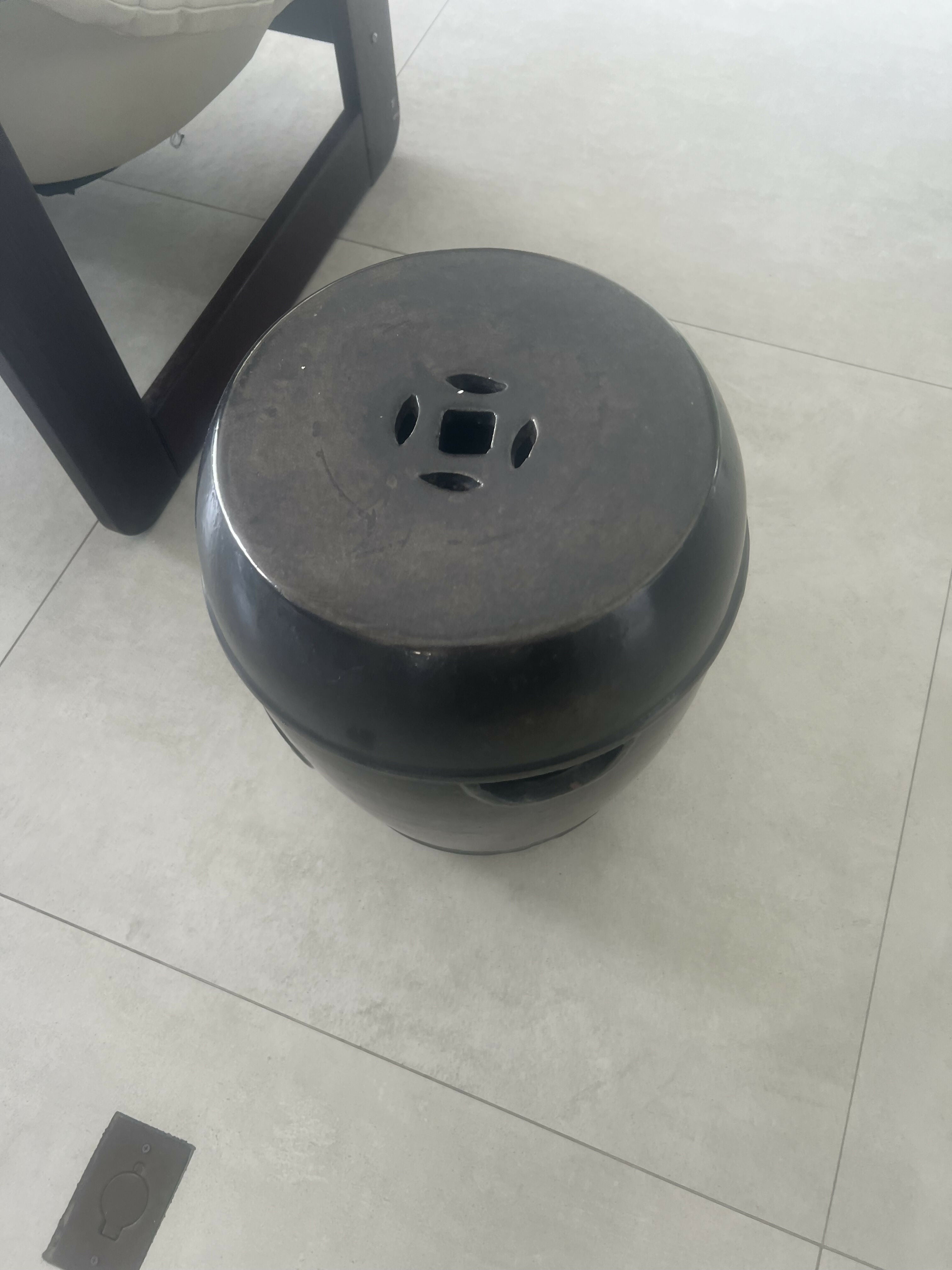 Banco Garden seat Hong kong em cerâmica