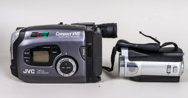 Filmadora Antiga JVC Compact VHS Anos 90 - Raridade Colecionador