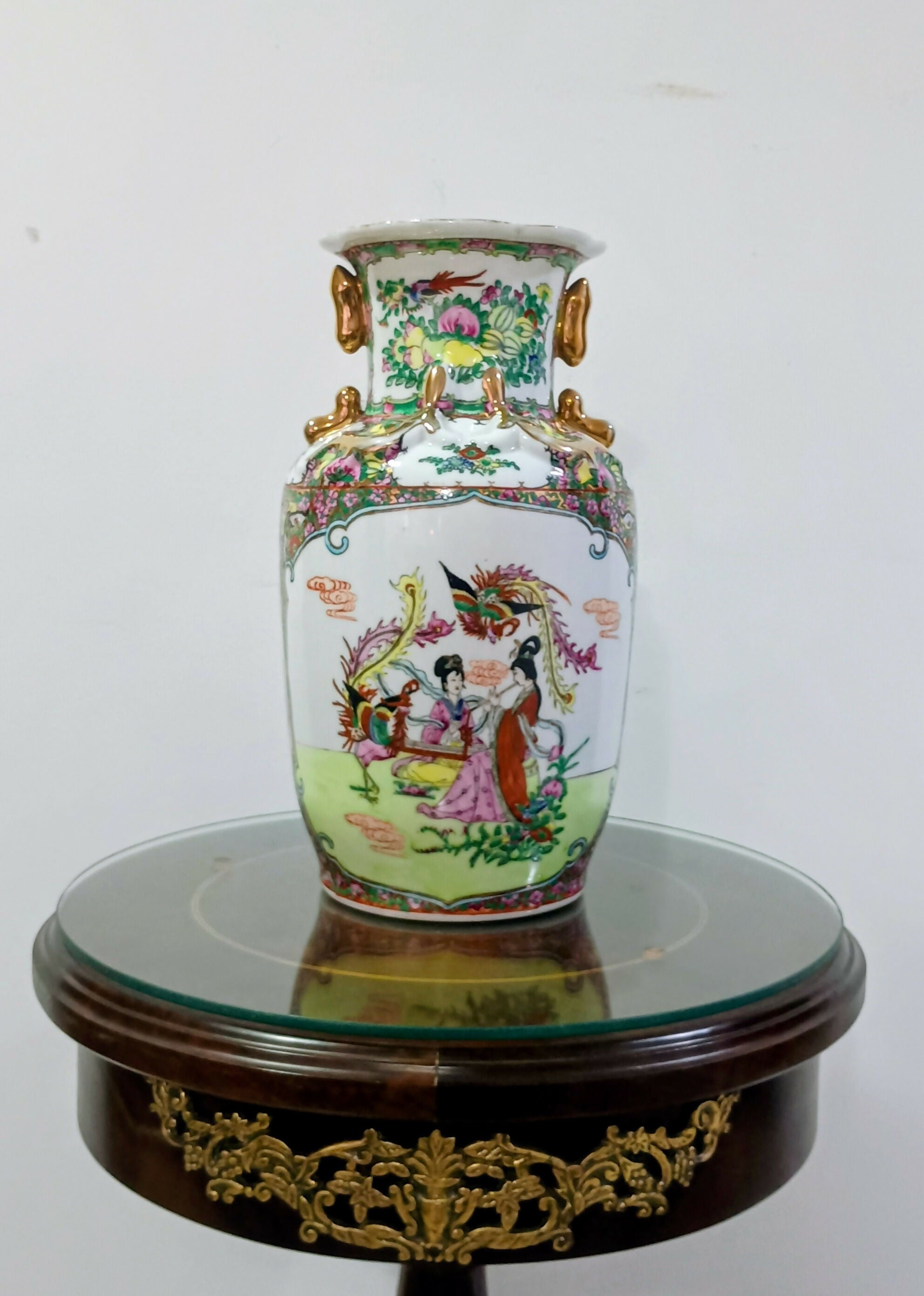 VASO EM PORCELANA CHINÊS “FAMÍLIA ROSA"