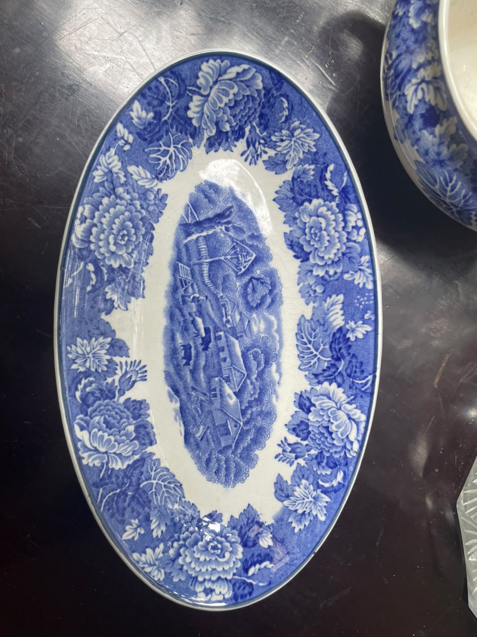Molheira com presentoir Woods &amp; Sons em faiança inglesa azul