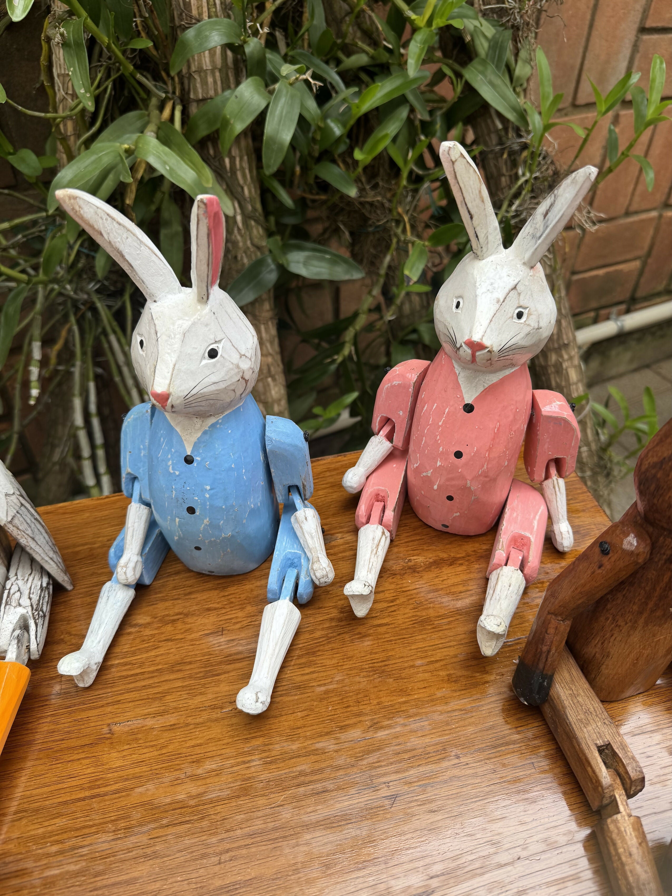 BICHOS esculpidos em madeira maciça, coruja, coelhos e pato articulados