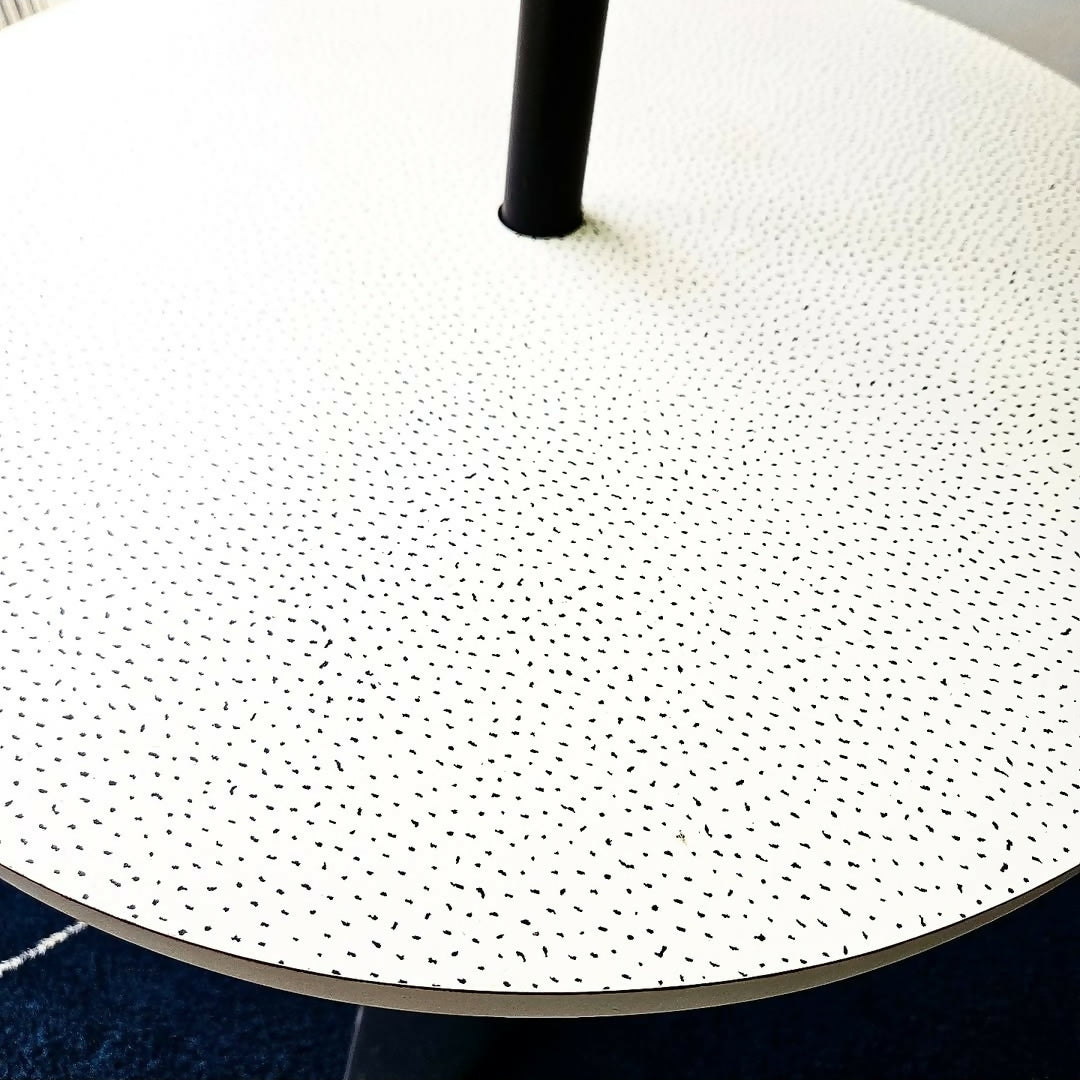 MESA AUXILIAR MEMPHIS STYLE ANOS 80