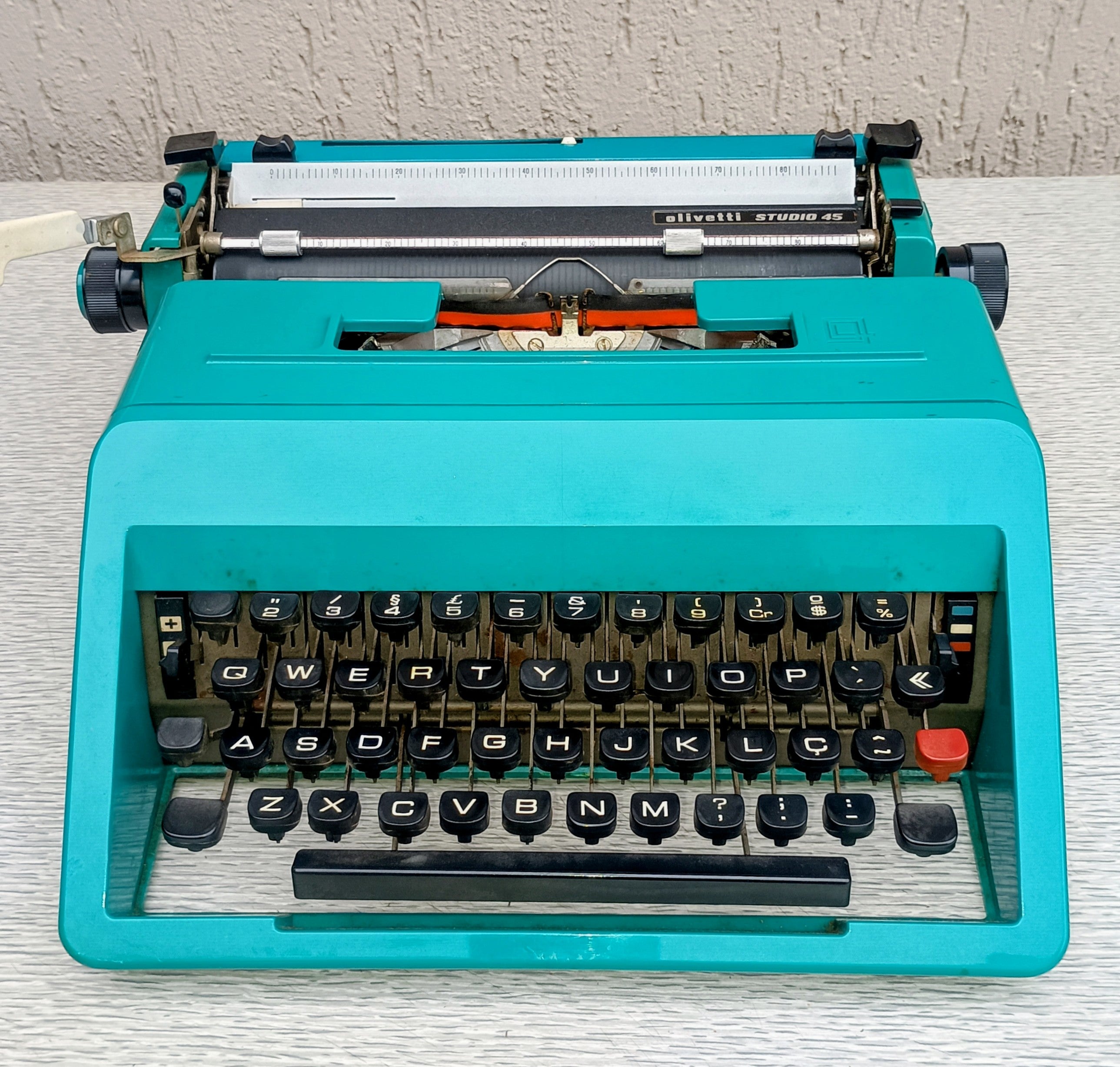 Olivetti Studio 45 – Máquina de Escrever Vintage Turquesa | Década de 1970
