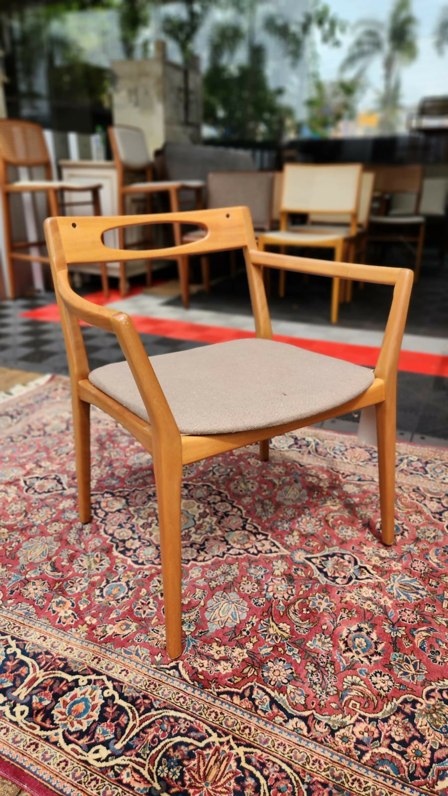 CADEIRA DESIGN