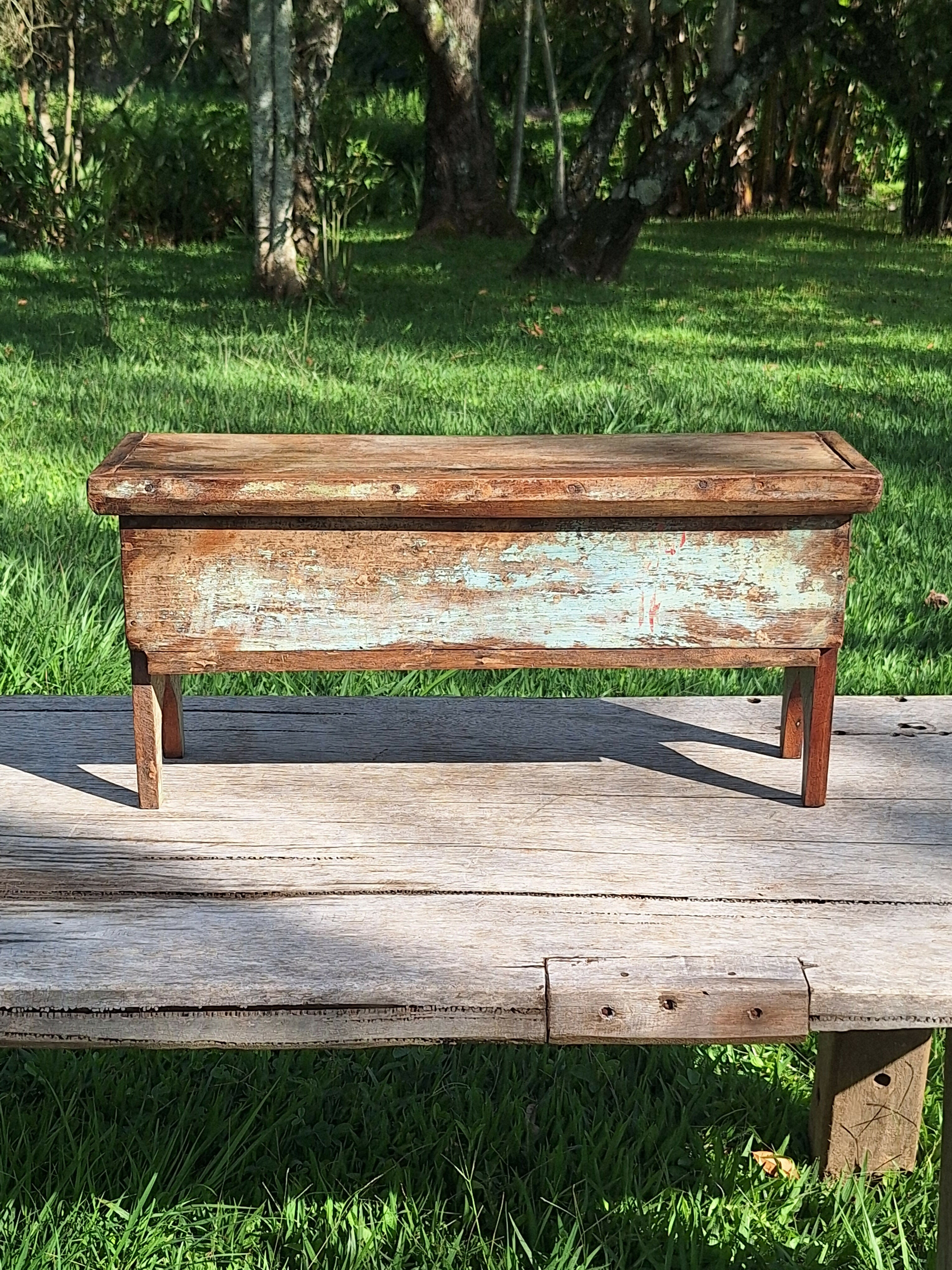 Baú Rústico Tinta Gasta Madeira Maciça Garimpo Mineiro