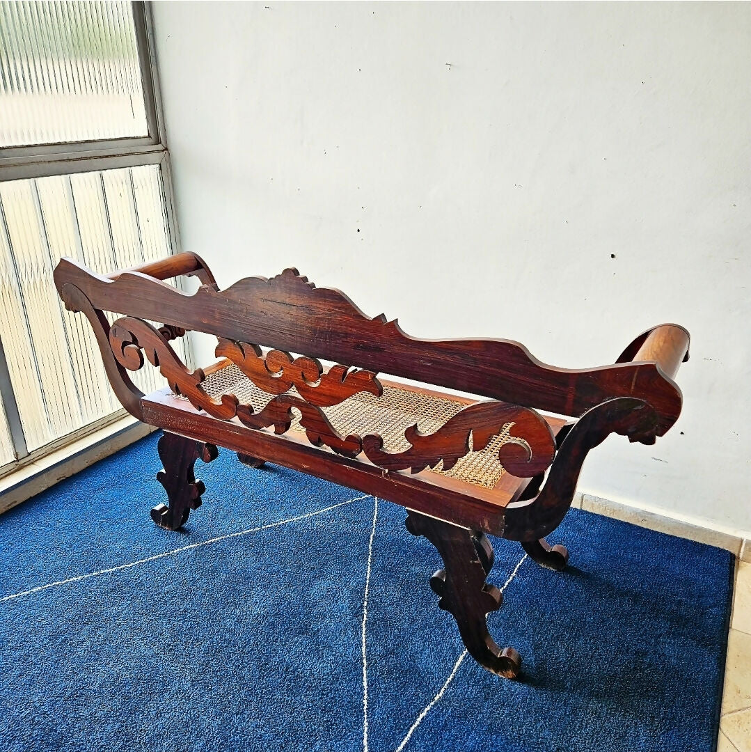 MARQUESA EM JACARANDÁ