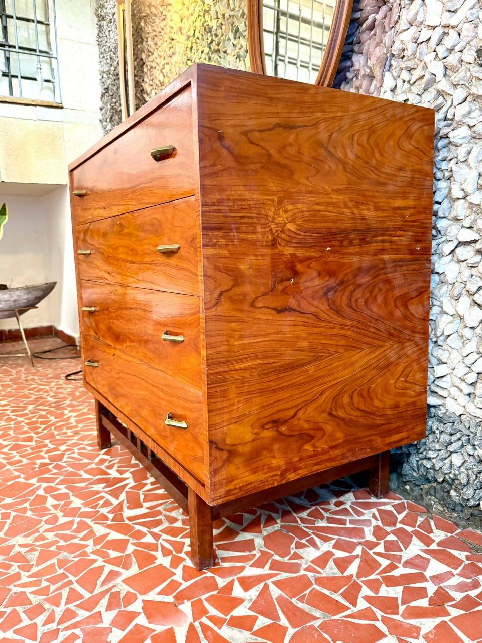 Cômoda em caviúna vintage