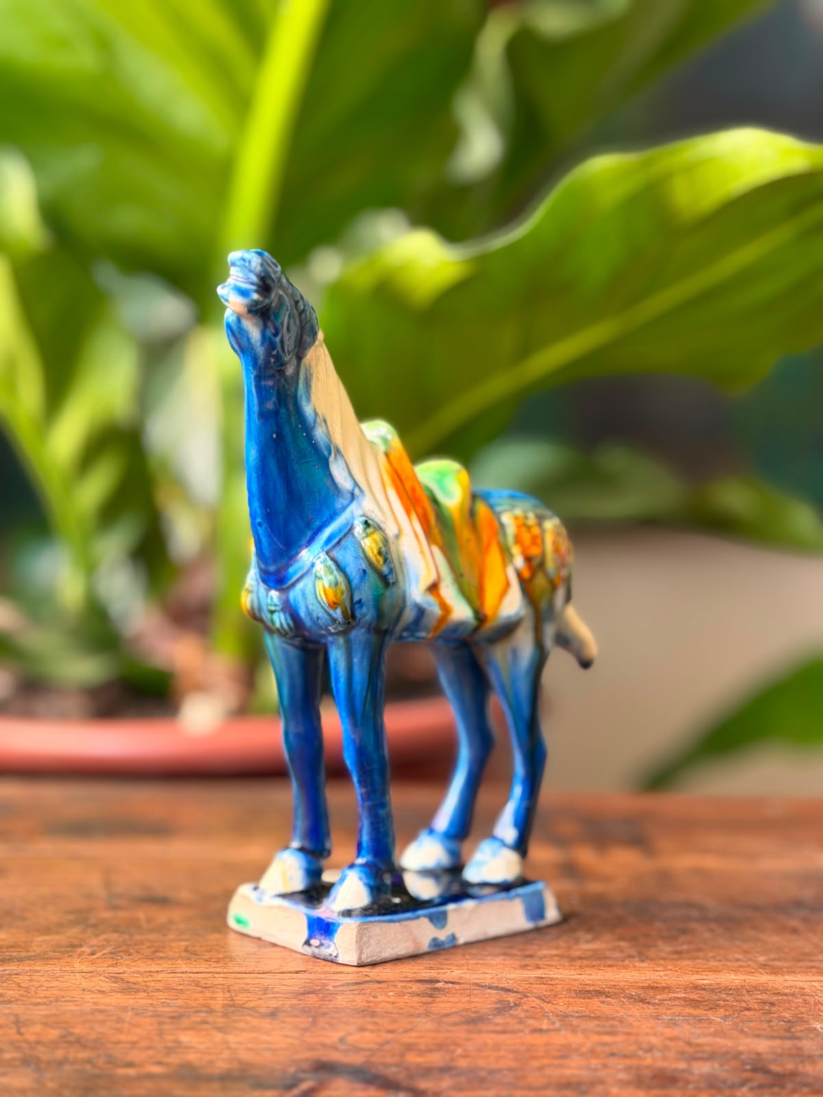Trio de Cavalos em Porcelana em azul e verde 