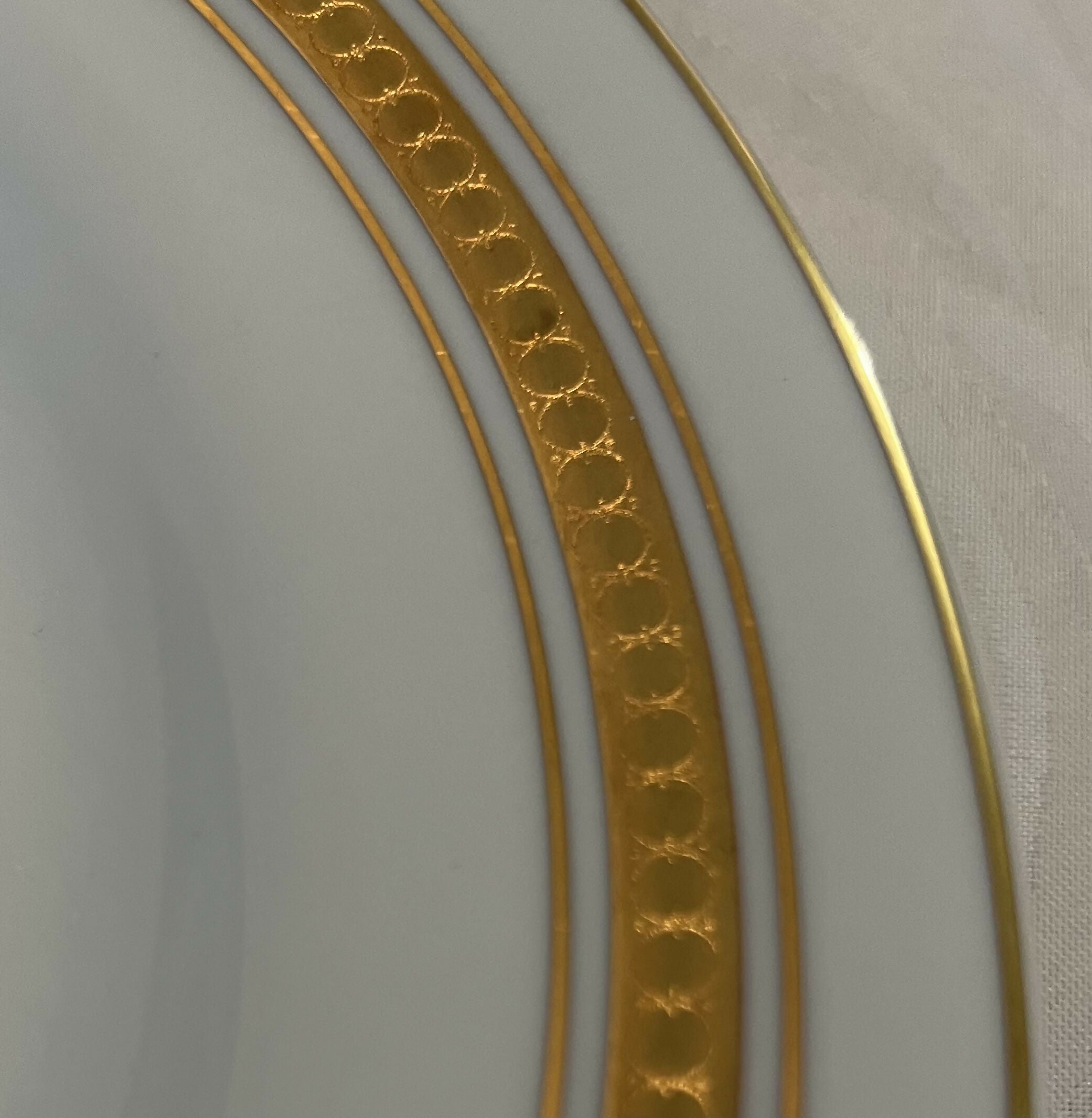 Pratos rasos e de sobremesa Schmidt linha Gold