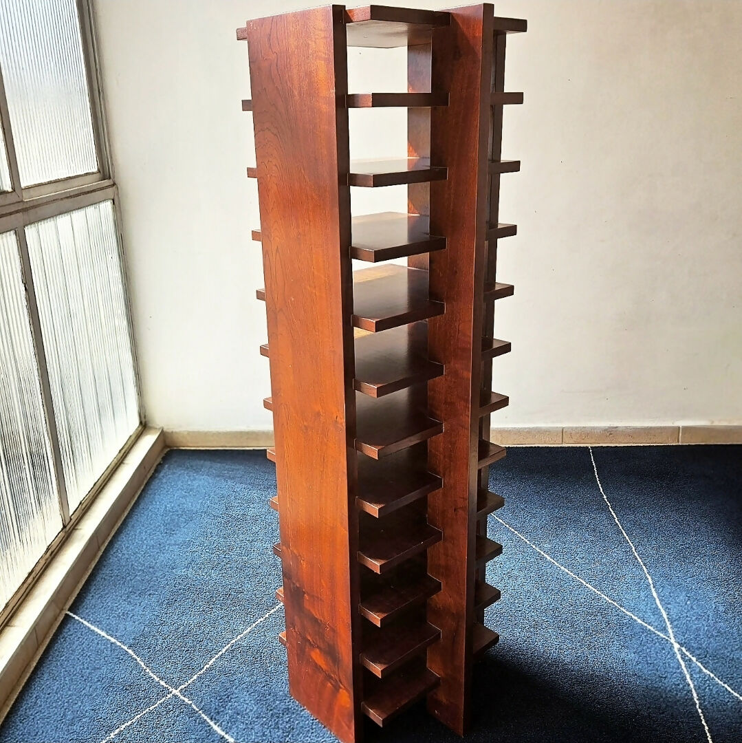 MÓVEL REVISTEIRO-ESTANTE &quot;VECCI&quot;