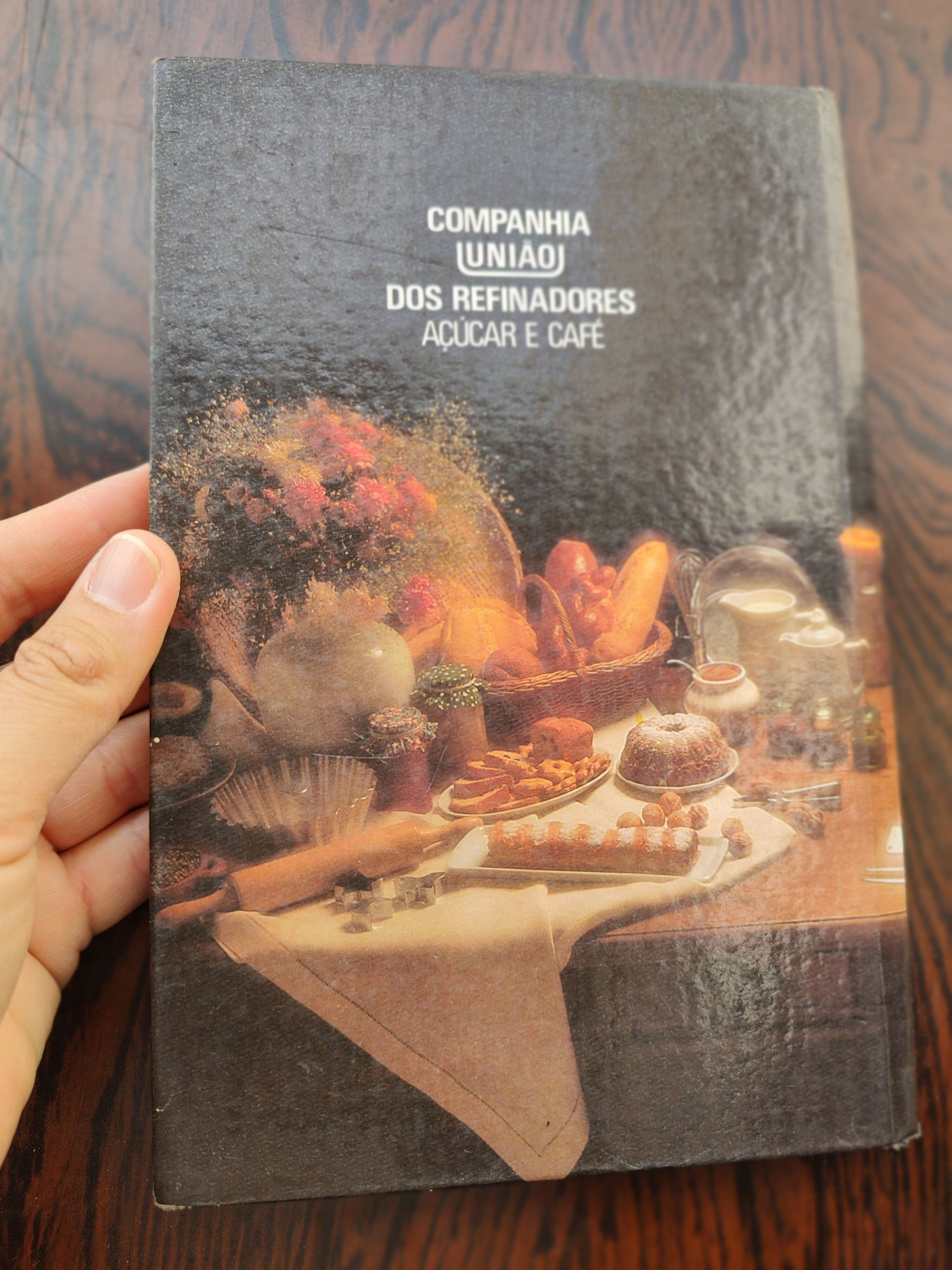 Livro &quot;Agenda do Lar&quot; da União publicado em 1983