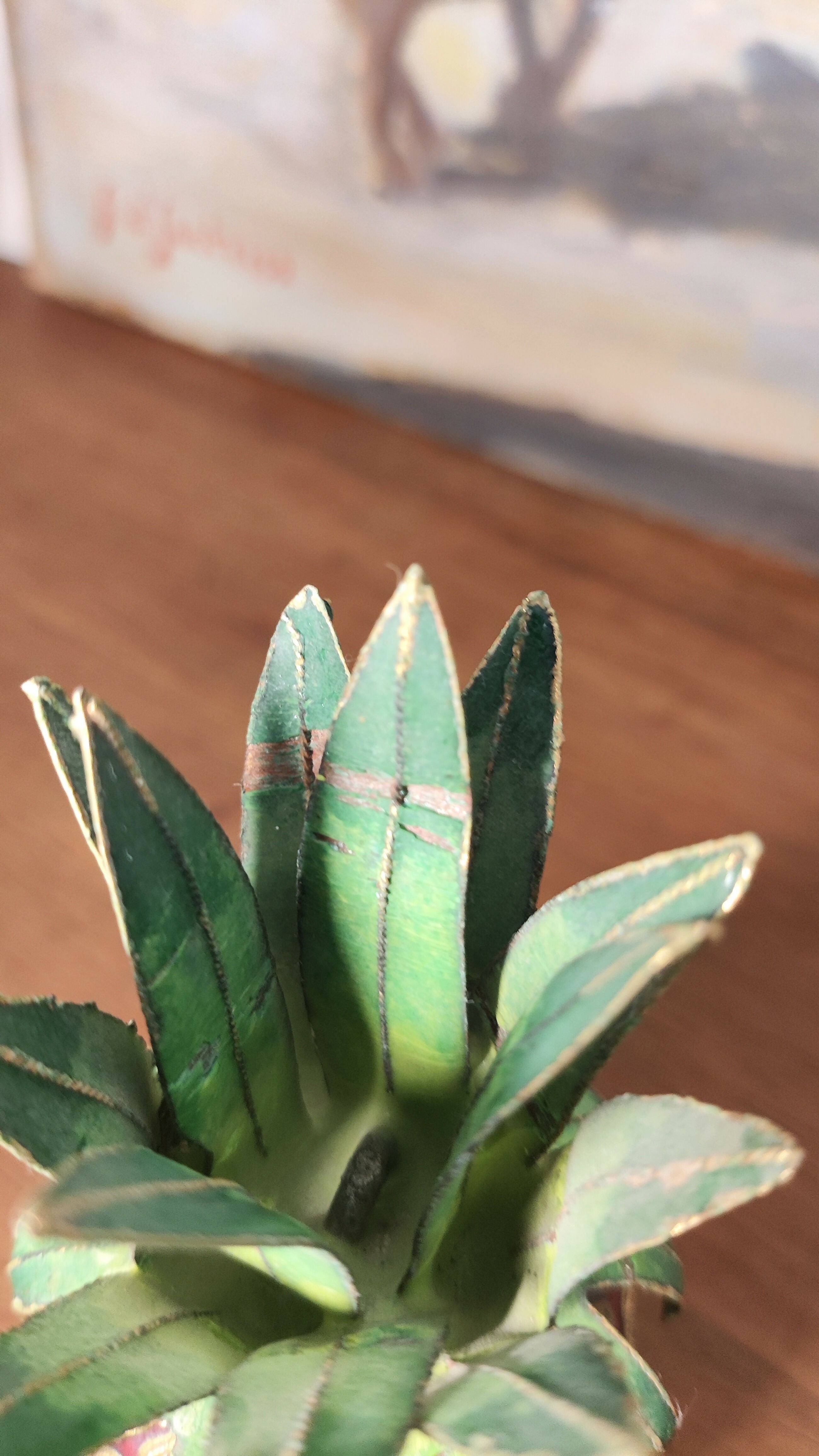 Escultura de Abacaxi em cloisonné