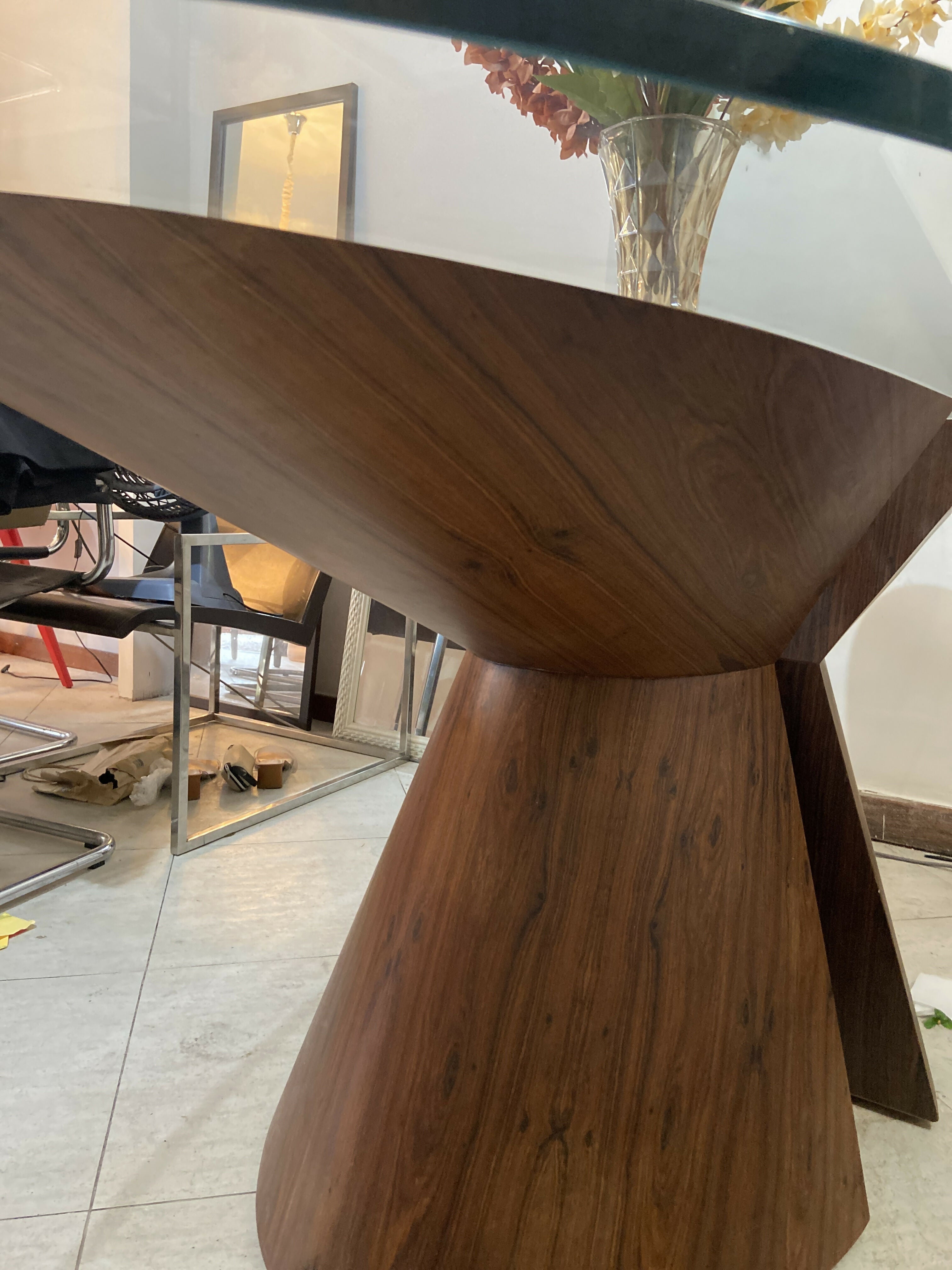 Mesa de Jantar Jader Almeida tampo de vidro