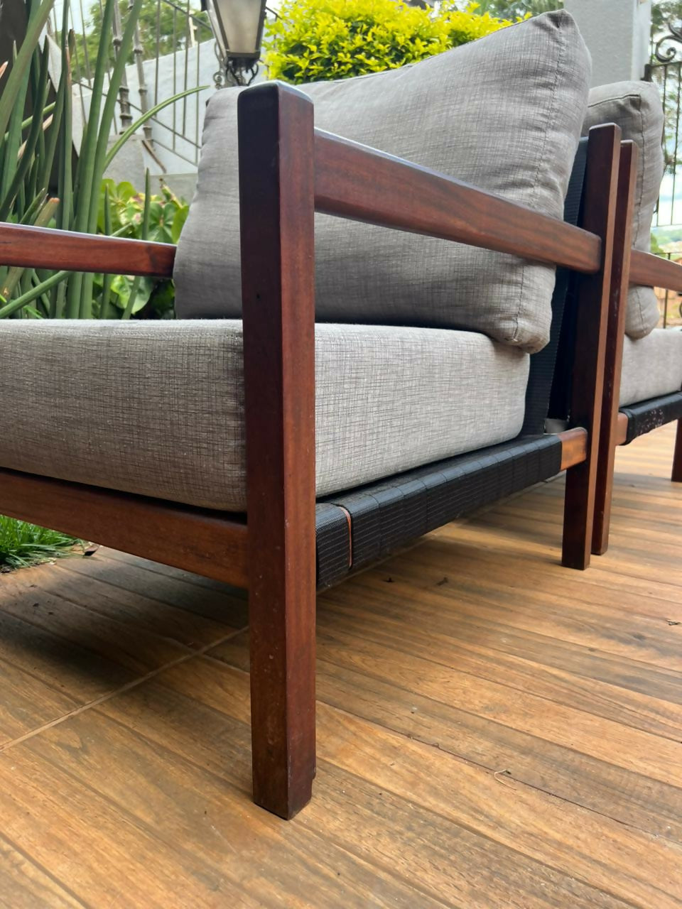 Par de Poltronas Design anos 60