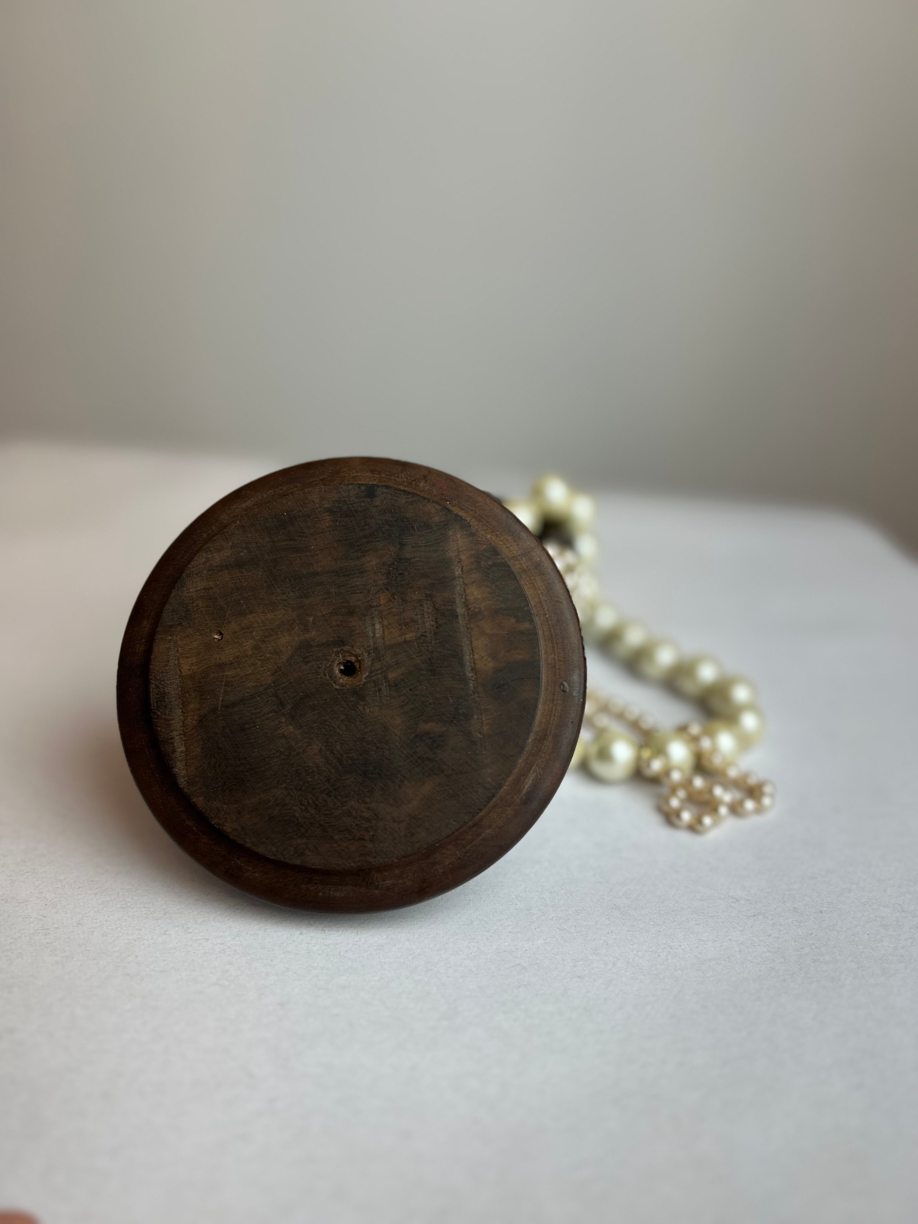Pote de Toucador de Imbuia Vintage em Madeira Nobre Maciça