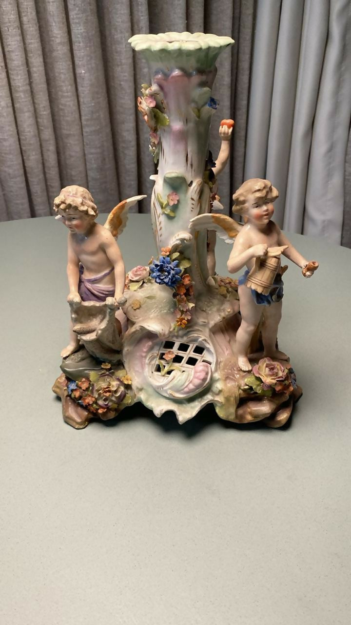 Centro de mesa antigo em porcelana alemã – estilo Dresden (Sitzendorf)