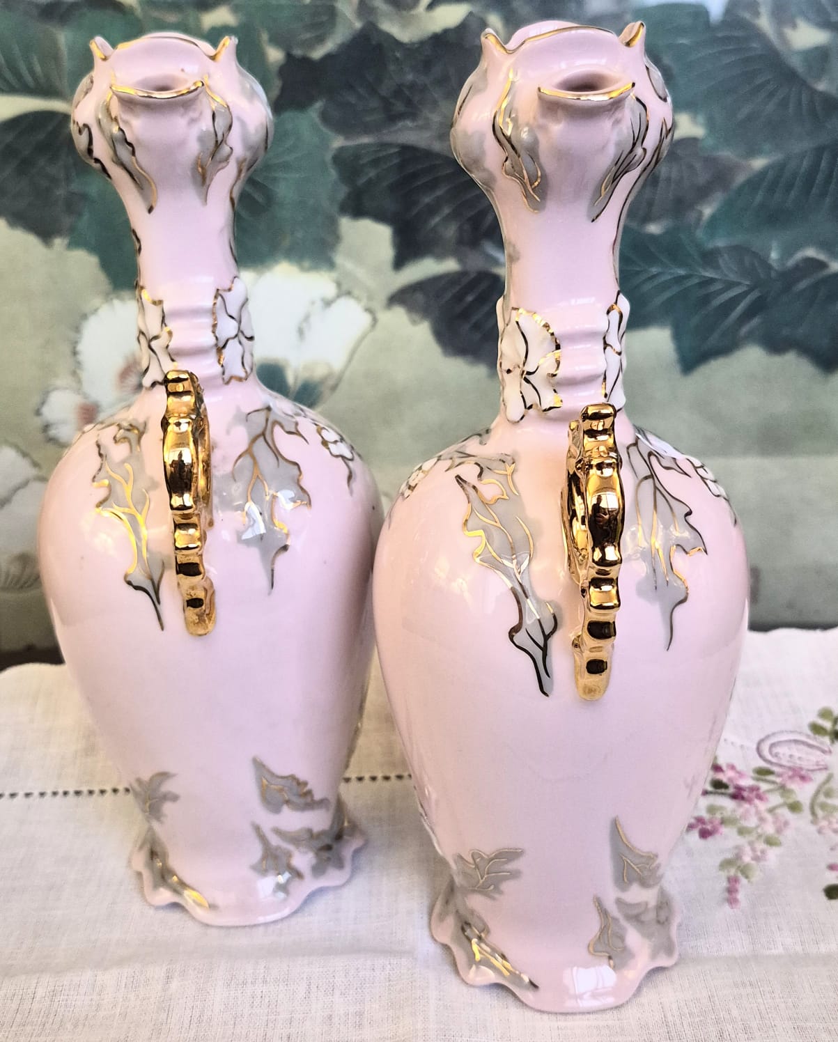 Vasos / ânforas, maravilhosos, em raríssima porcelana rosa tcheca produzida pela tradicional e chiquíssima manufatura Haas &amp; CzJzek