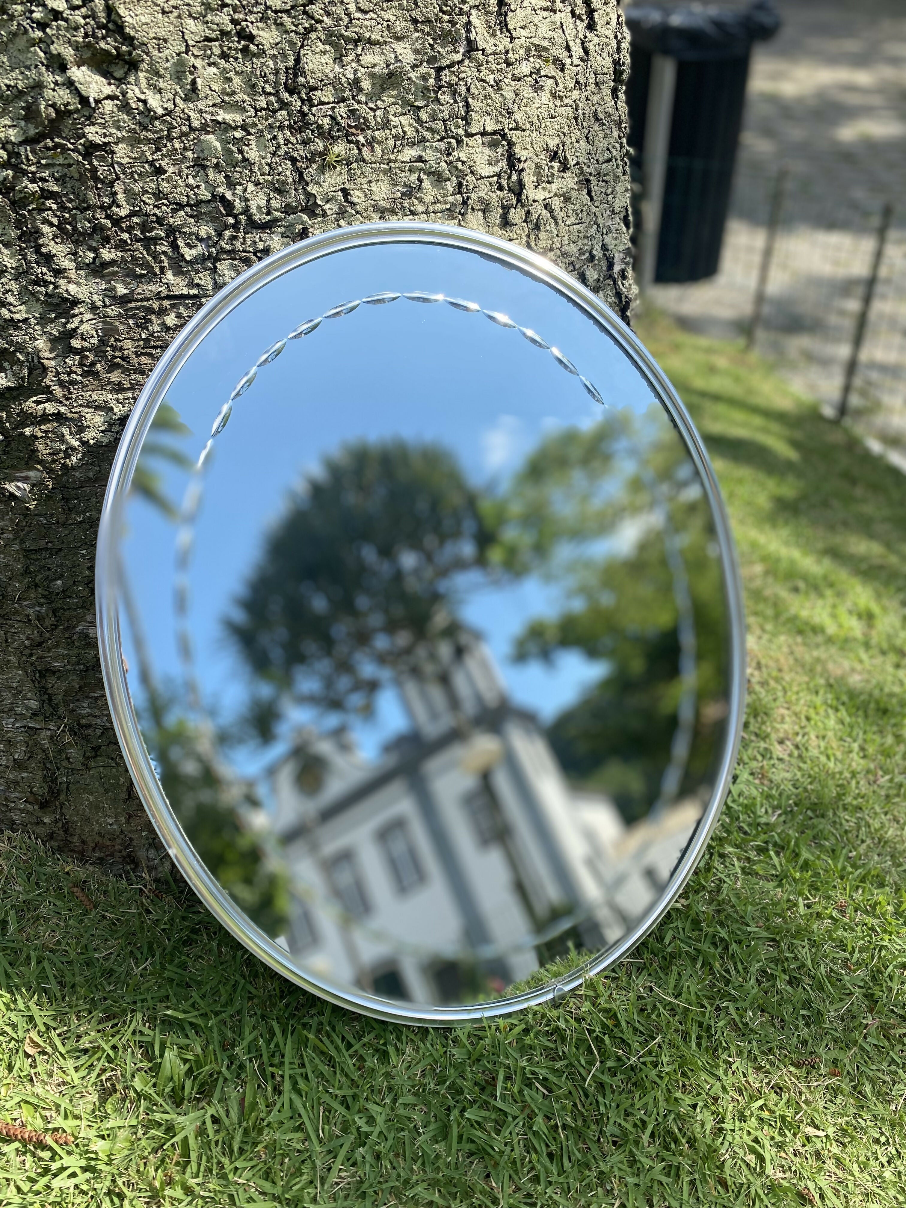 Espelho oval Bisotê em inox