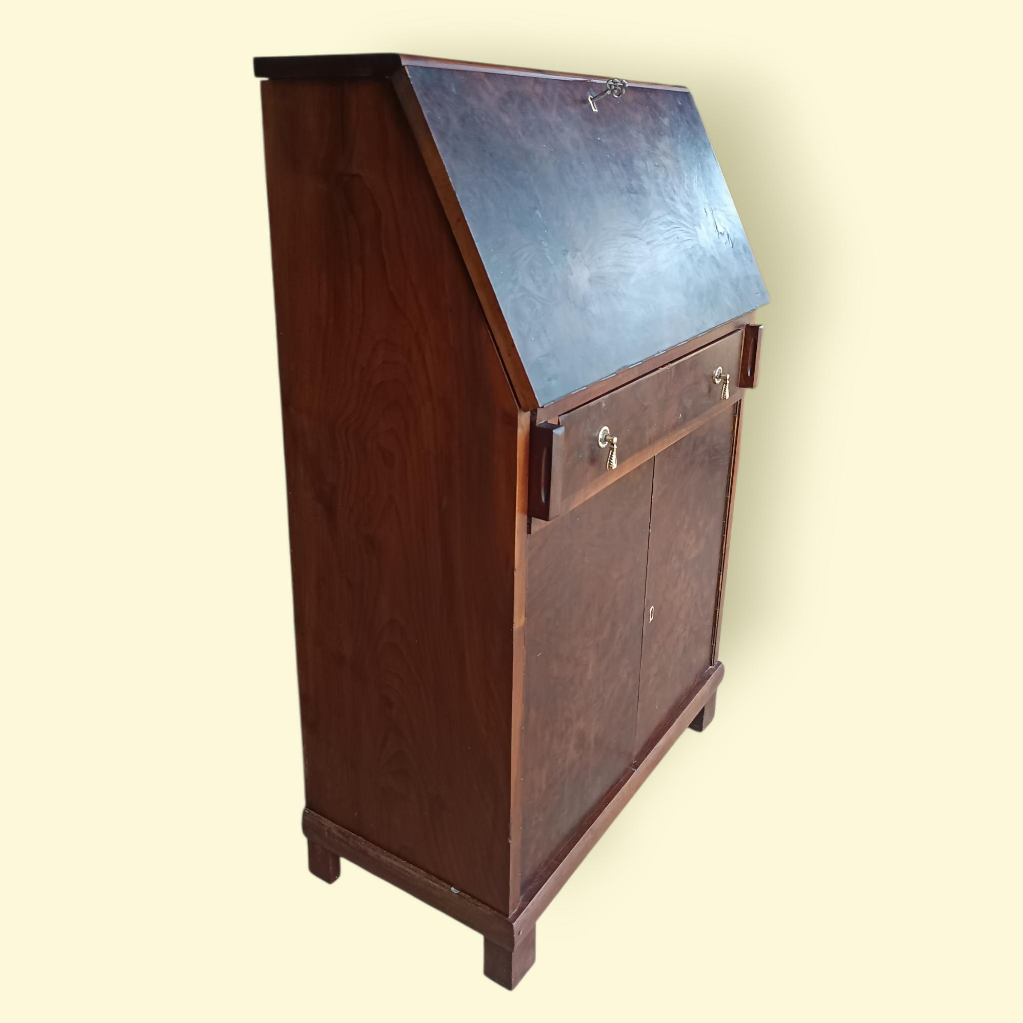 Linda Escrivaninha Secretaire com cadeira em palhinha