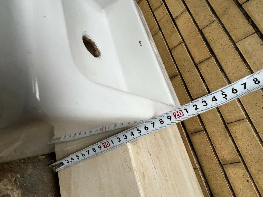 Bancada em Travertino Navona Polido