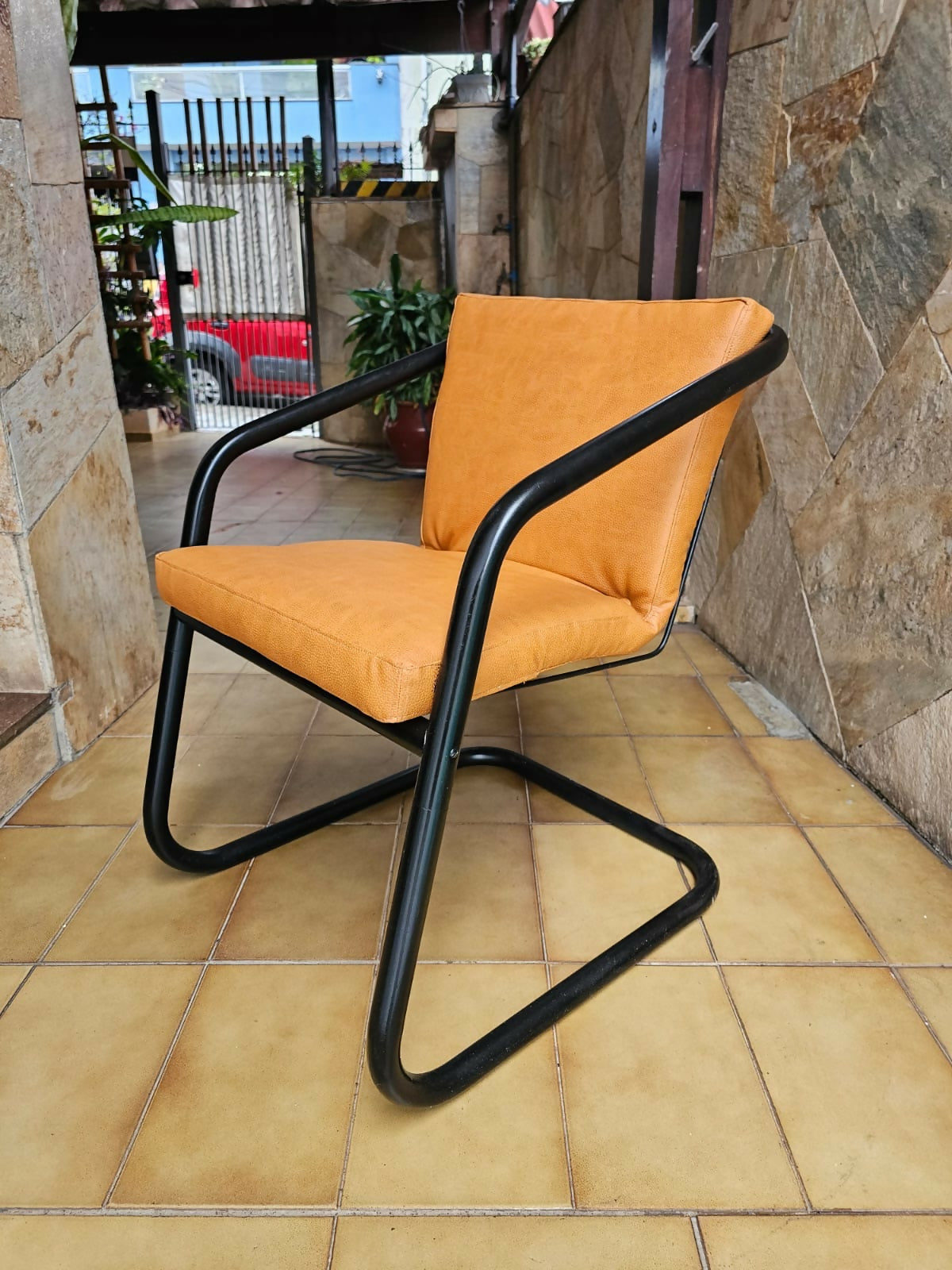 Poltrona / cadeira para hobjeto Geraldo de Barros.