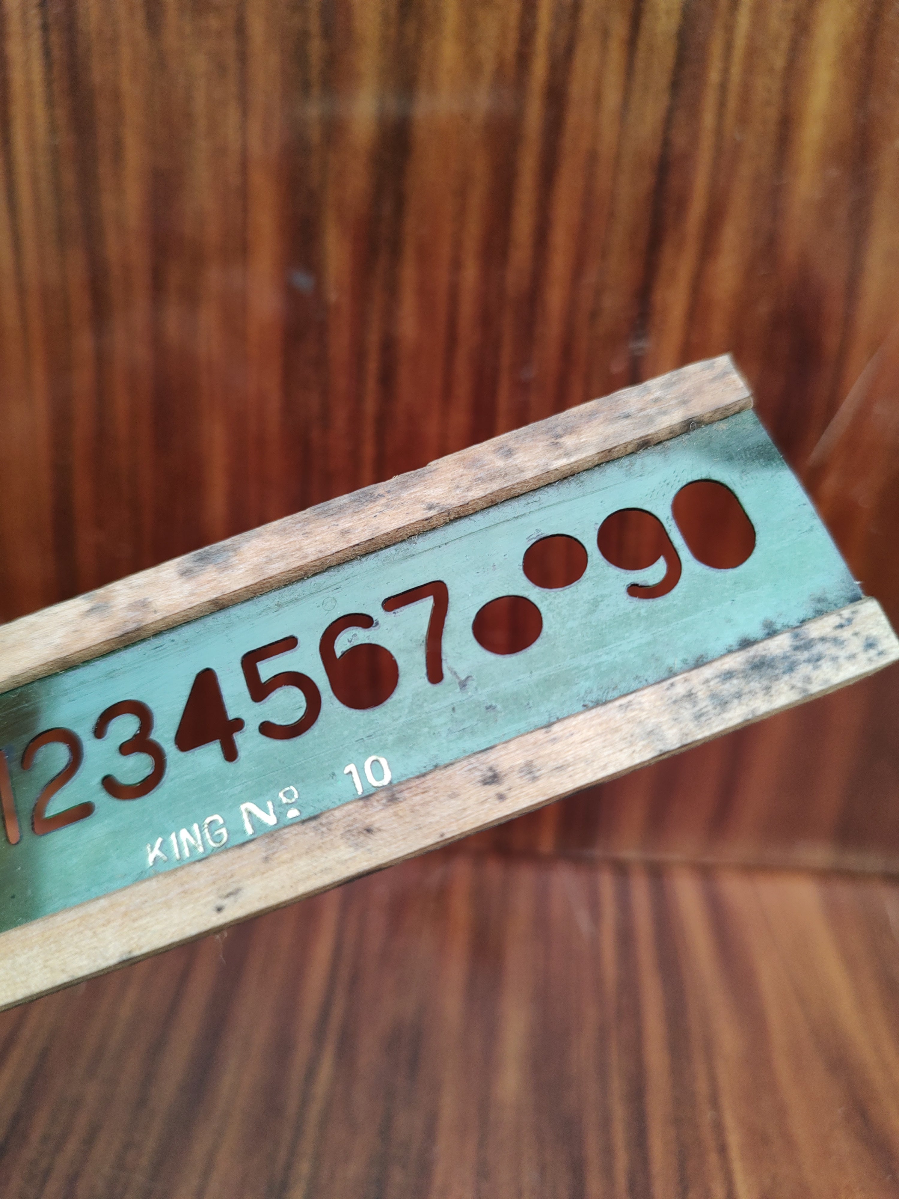 Antigo Conjunto de Normógrafo (régua) marca King com letras e números - anos 60