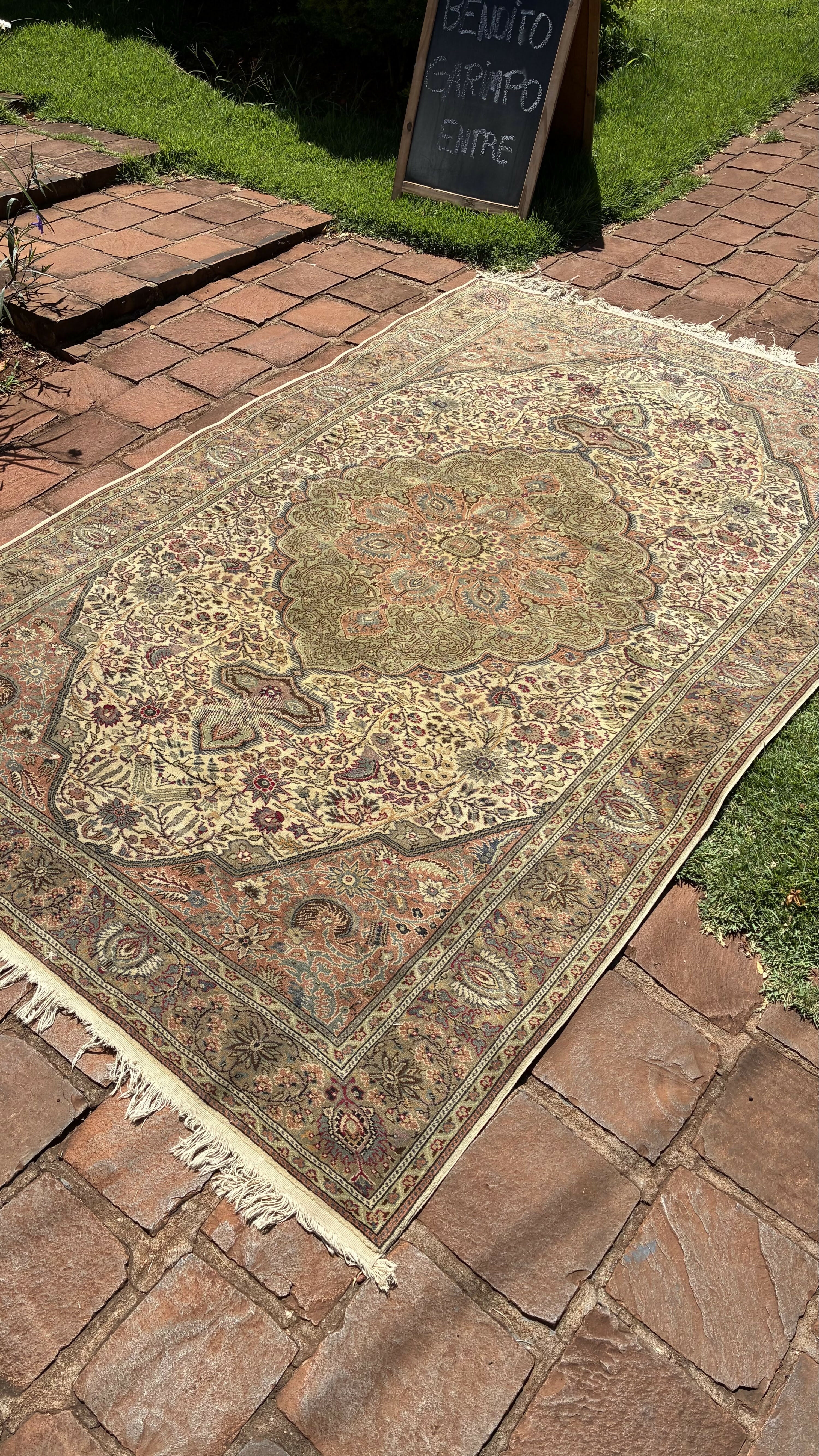 Tapete Turco Feito à Mão