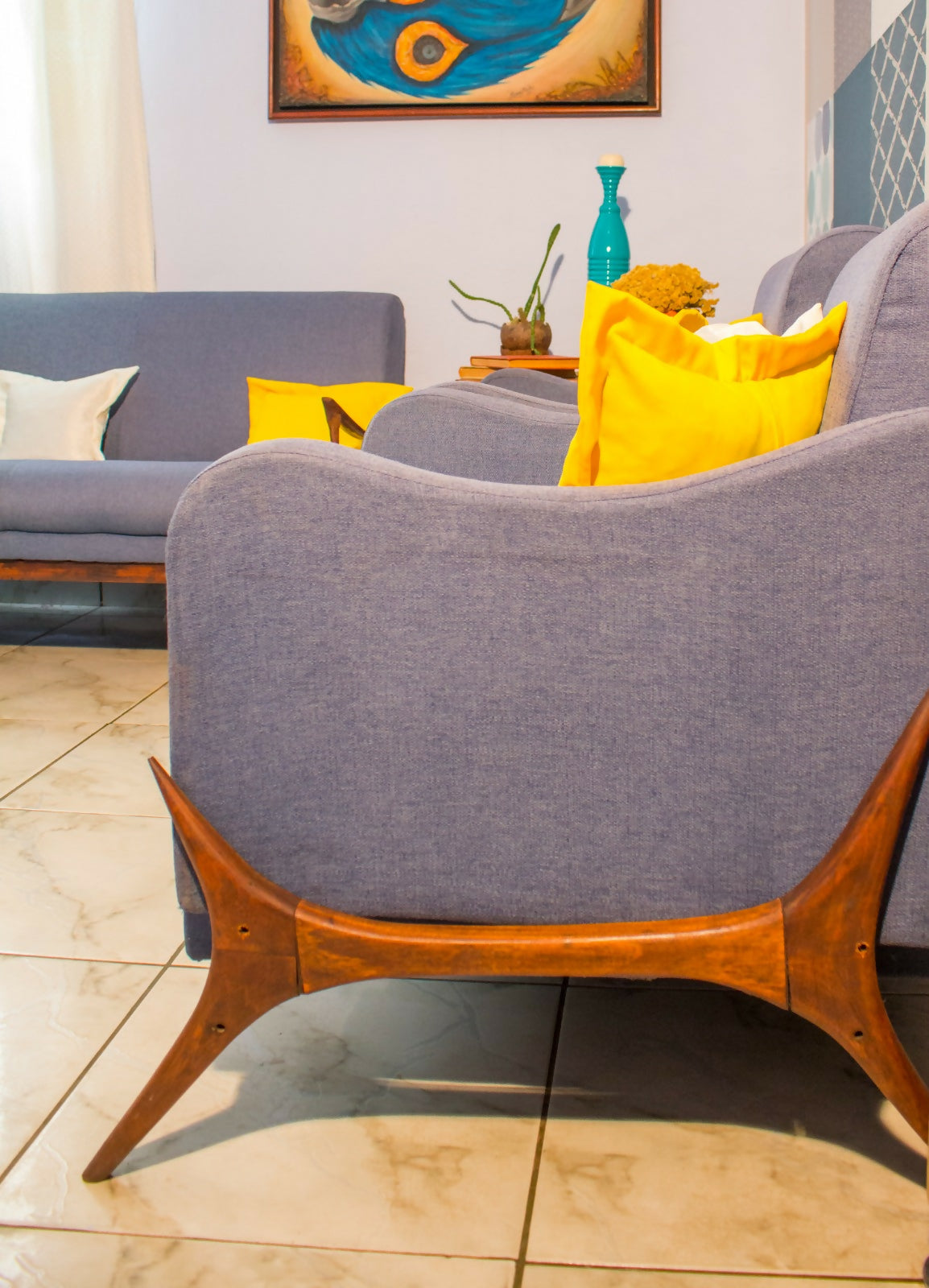 Sofá e Poltronas Pés Palito Anos 50 em madeira Maciça