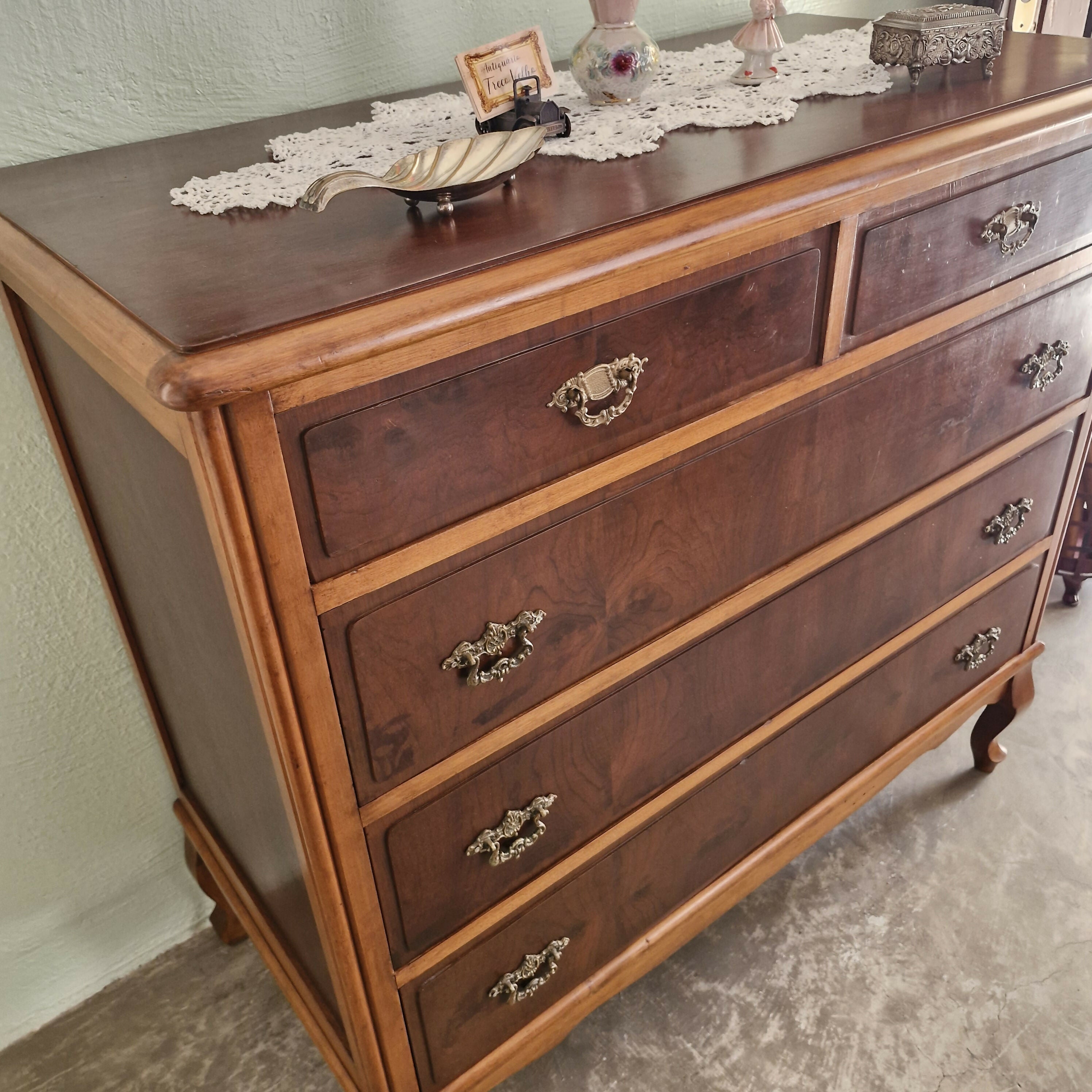 Cômoda Provençal com 5 gavetas