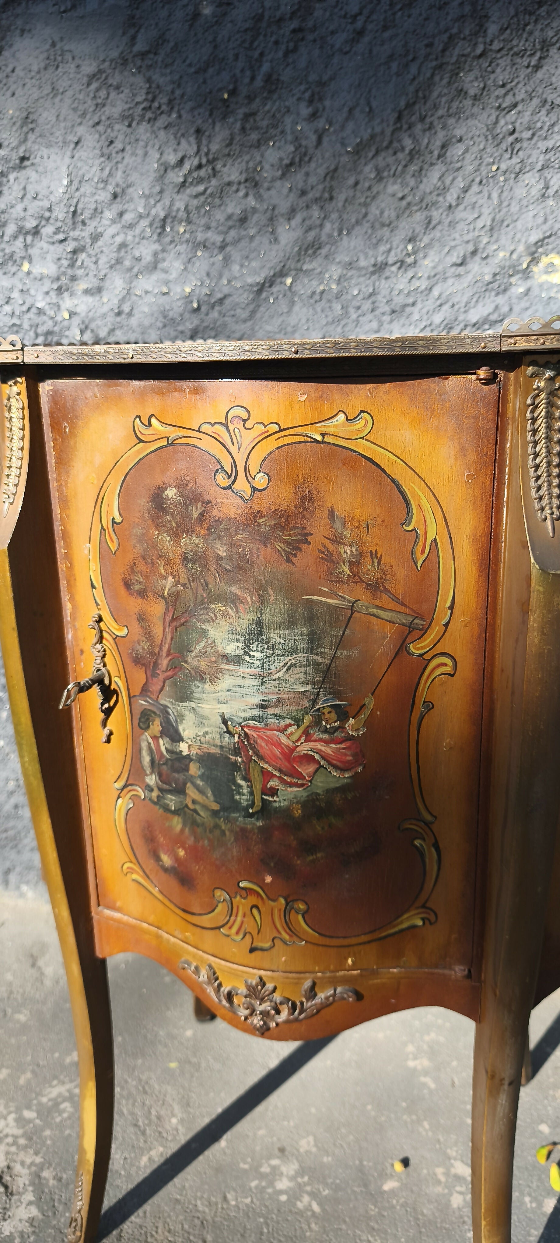 Mesa lateral Francesa