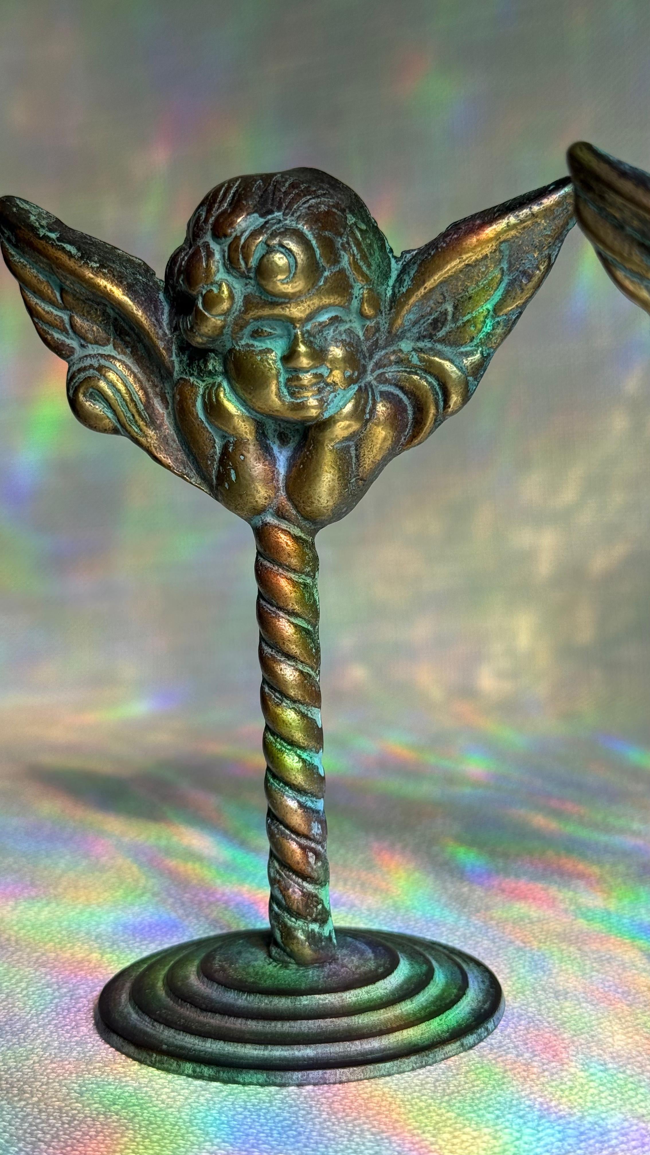 Castiçal Querubim em bronze