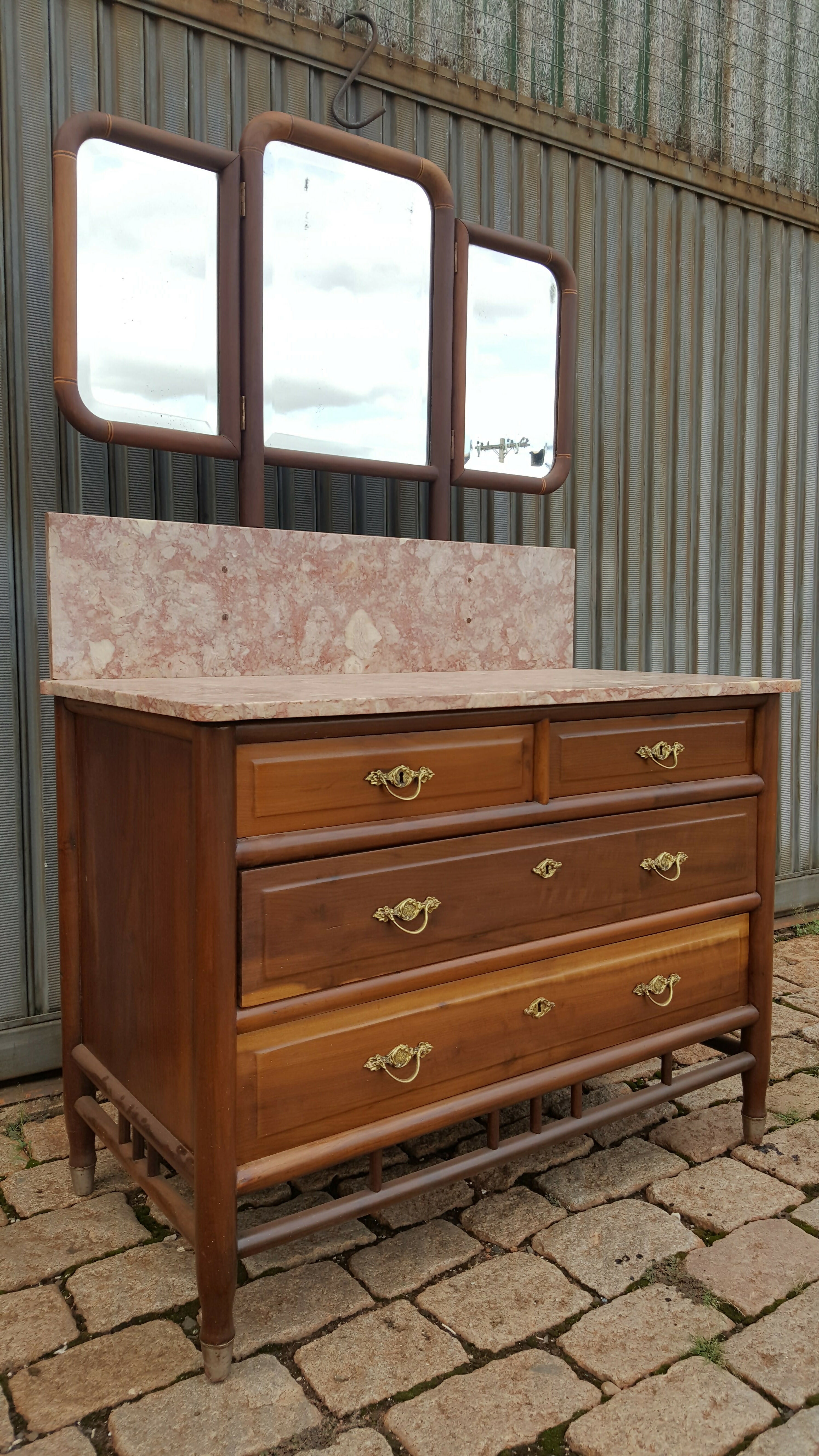 Lavatório / Penteadeira Móveis Patente S.A