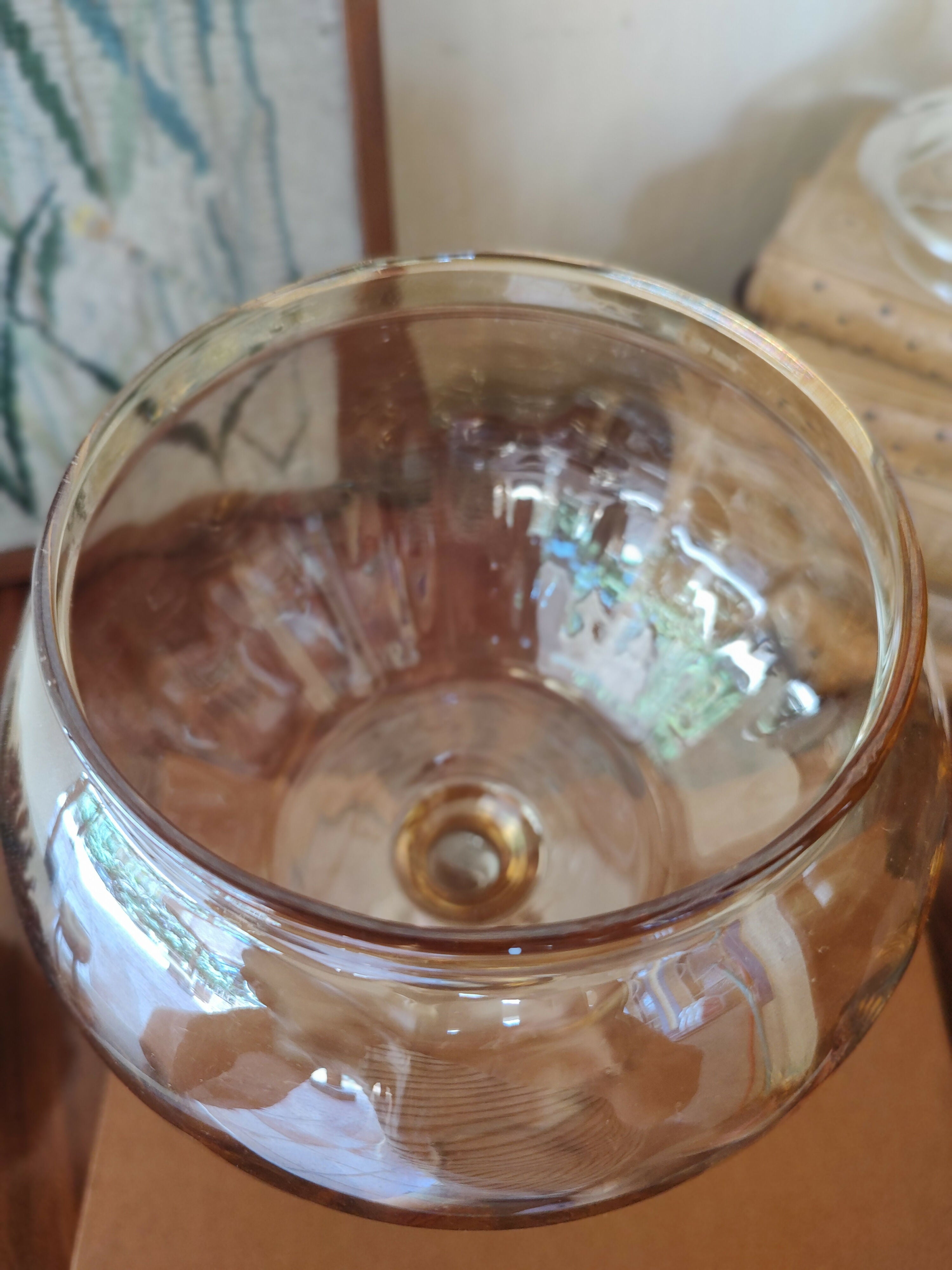 Antigo Baleiro / Bomboniere com tampa em vidro âmbar furta cor