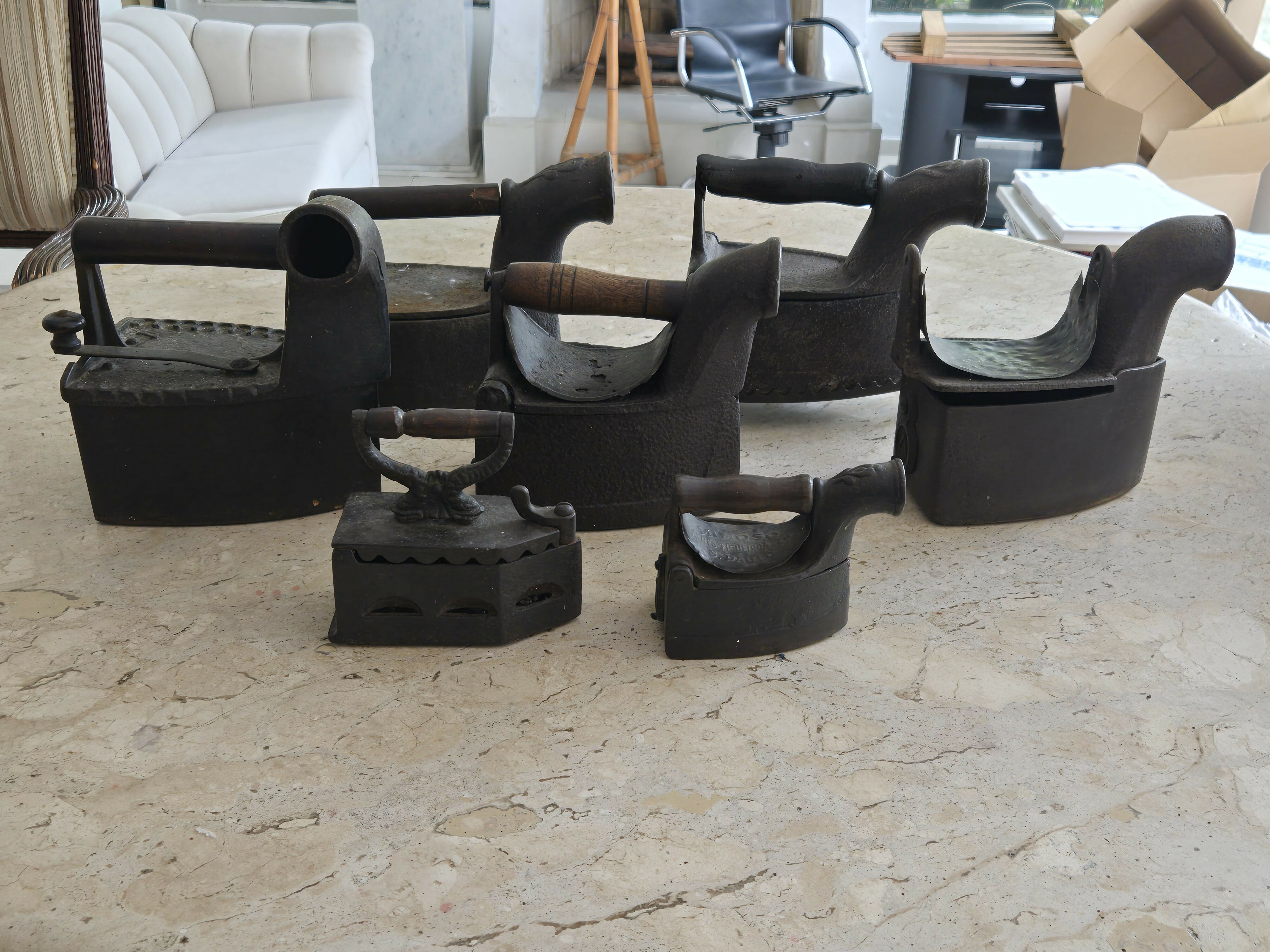 Lote de 7 Ferros de passar antigos - Coleção mineira