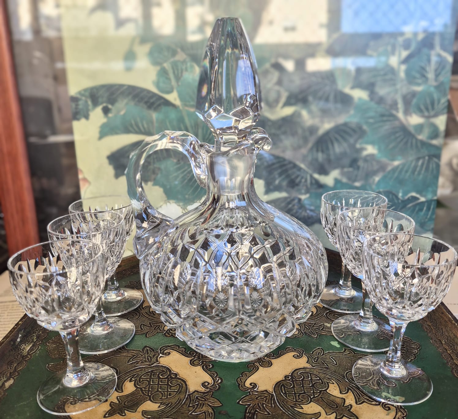 Conjunto de licoreira e taças para licor em cristal de chumbo pesado, primeiríssima linha, alemão, Bleikristall Nachtmann. Anos 60.
