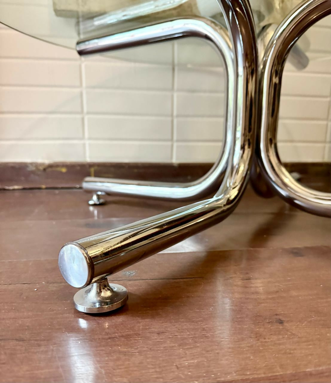 Mesa de centro cromada Geraldo de Barros