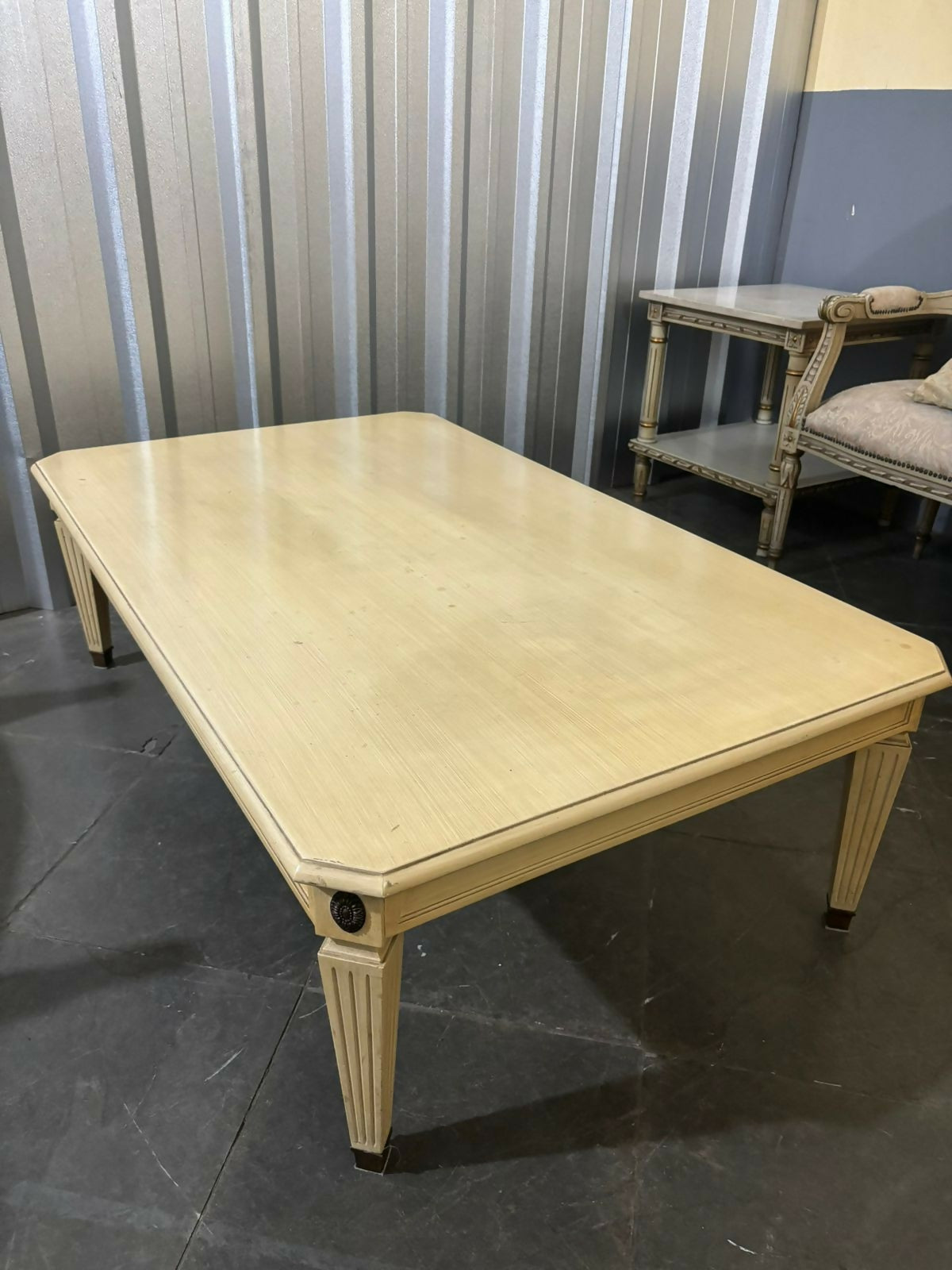 Conjunto de Sofá, estofados em estilo Luis XV composto por 09 peças