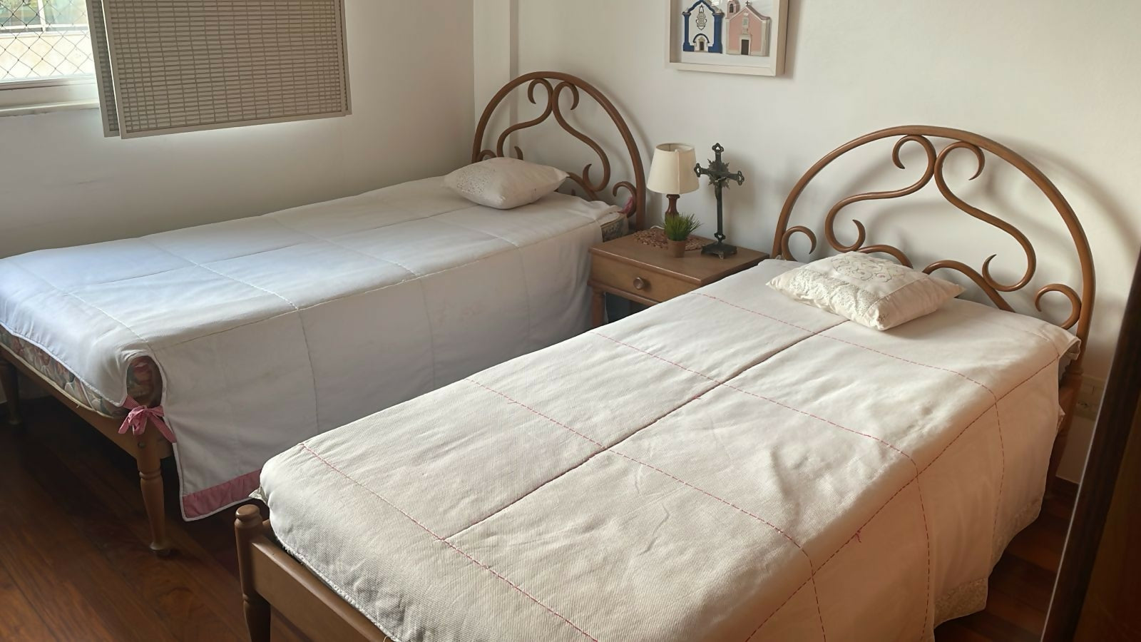 CONJUNTO DE QUARTO THONART