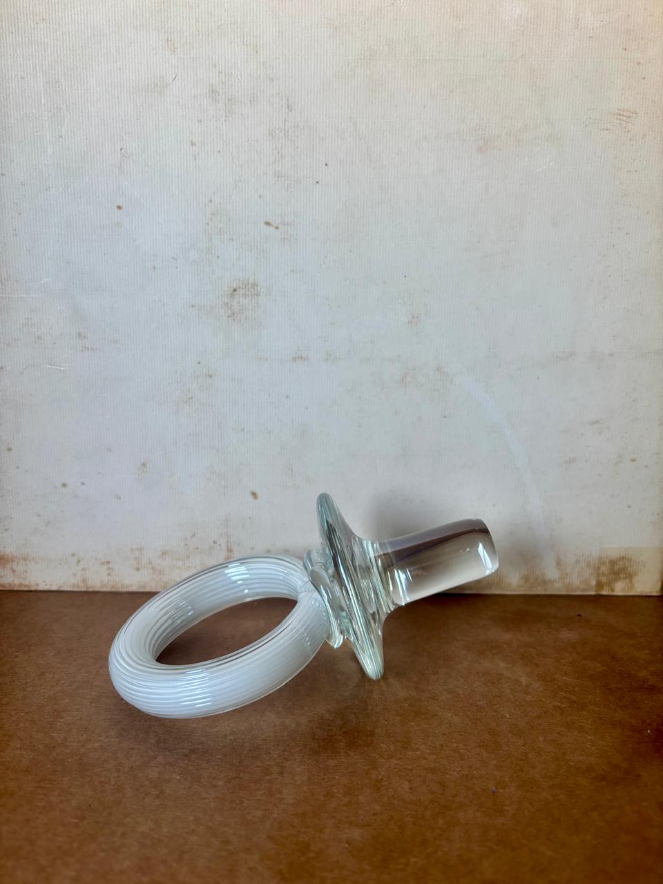 Garrafa decorativa em vidro artístico branco (DMCPS_266)