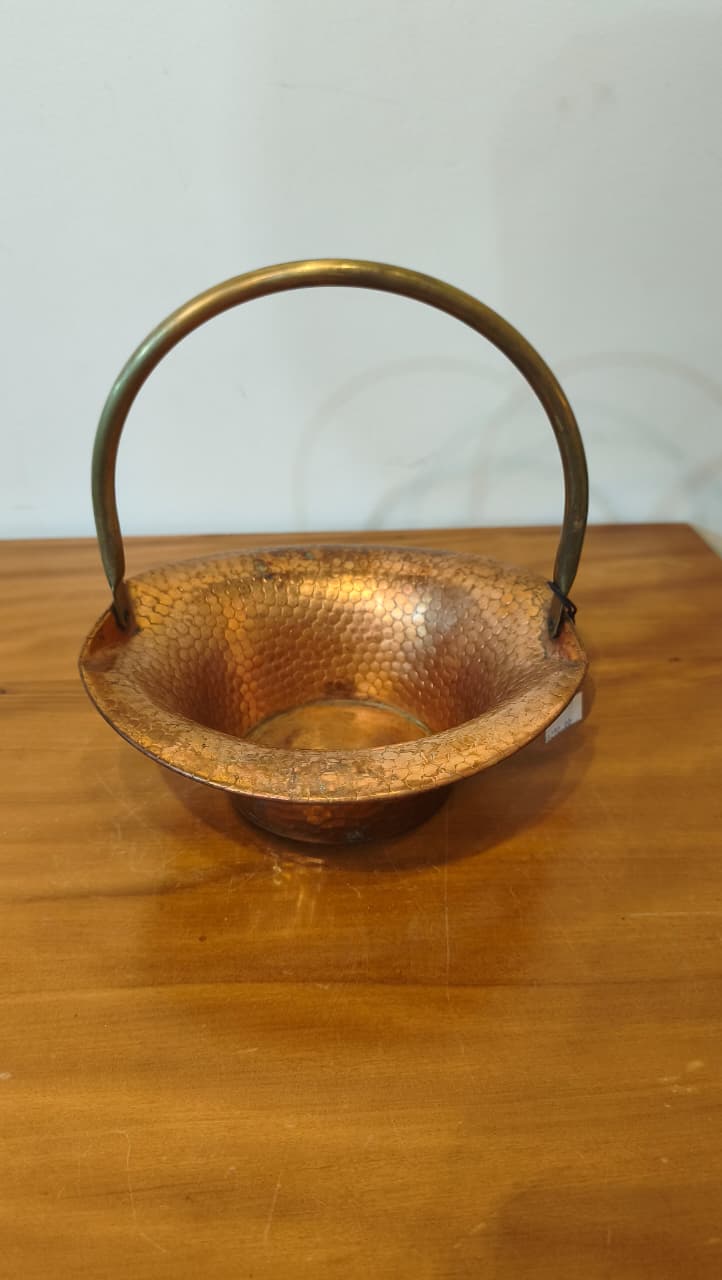 Conjunto De Peças Em Cobre Com Detalhes Em Latão E Porcelana – 3 Peças