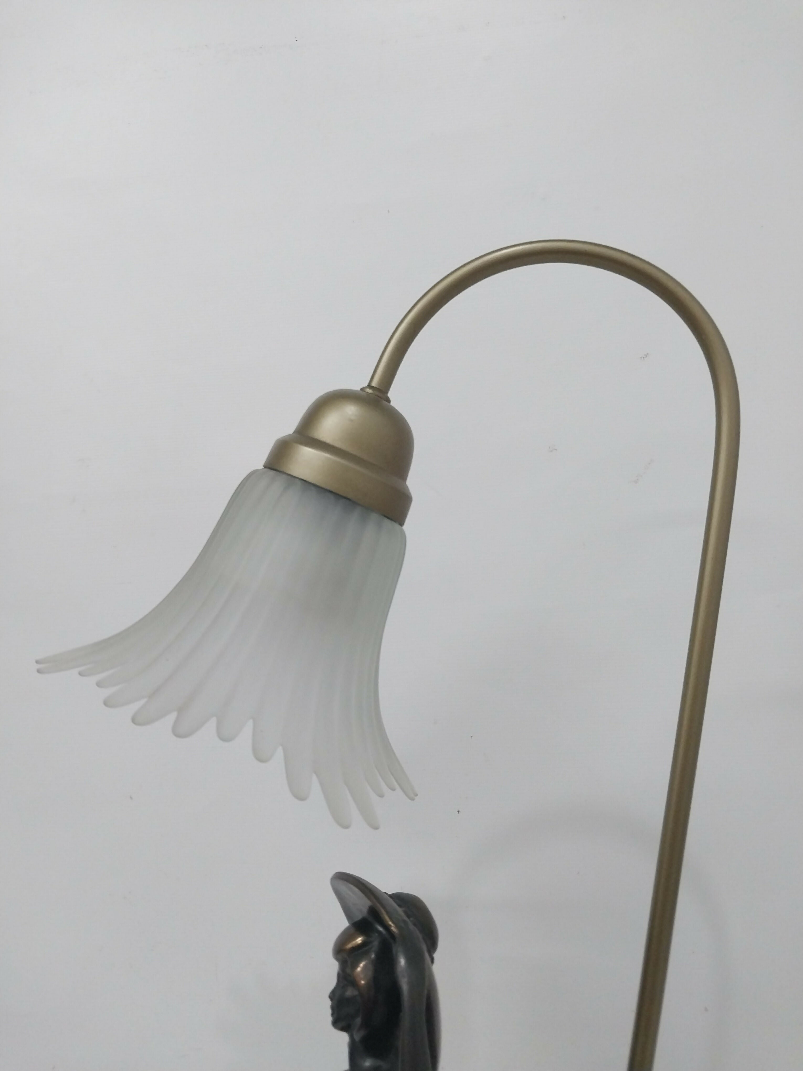 Luminária de Mesa Antiga em Petit Bronze Art Deco