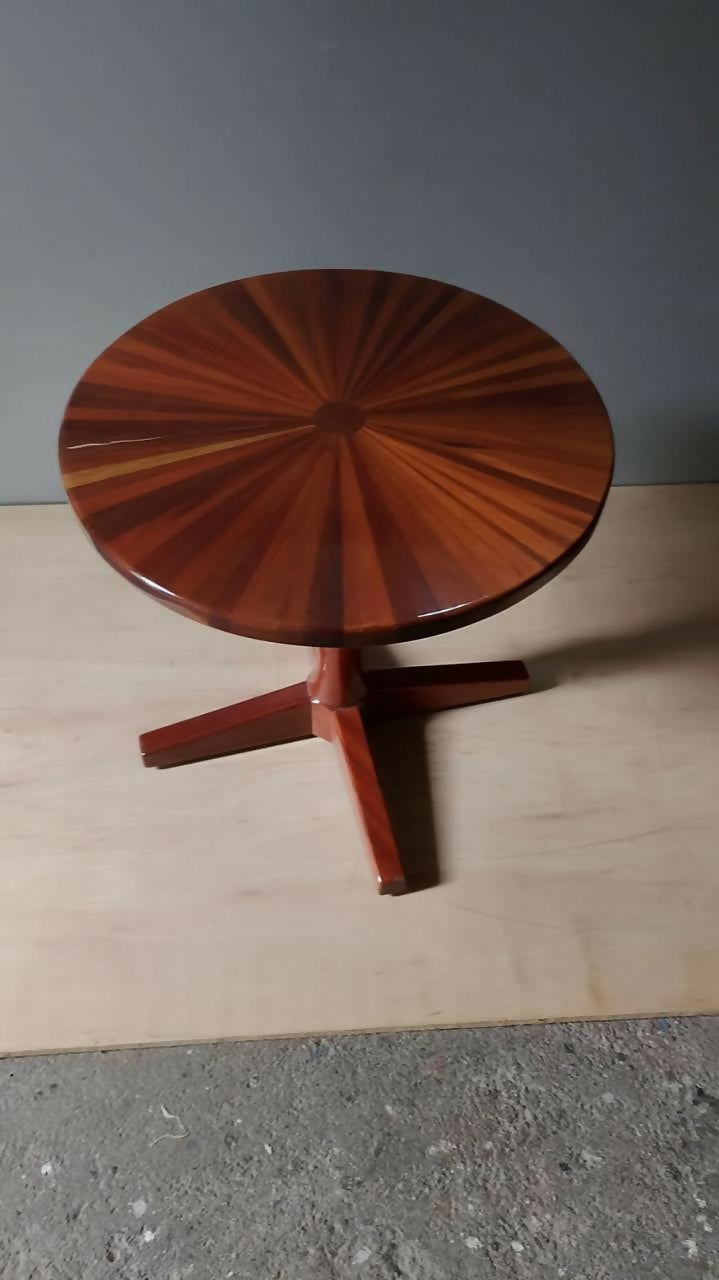 MESA REDONDA LATERAL