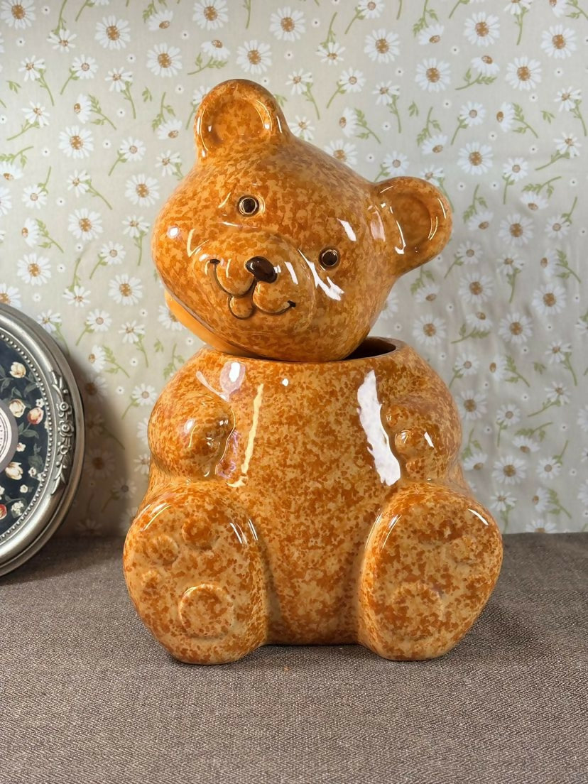 Pote colecionável raro em cerâmica Weiss, urso, Brasil, século XX, circa 1960–1980